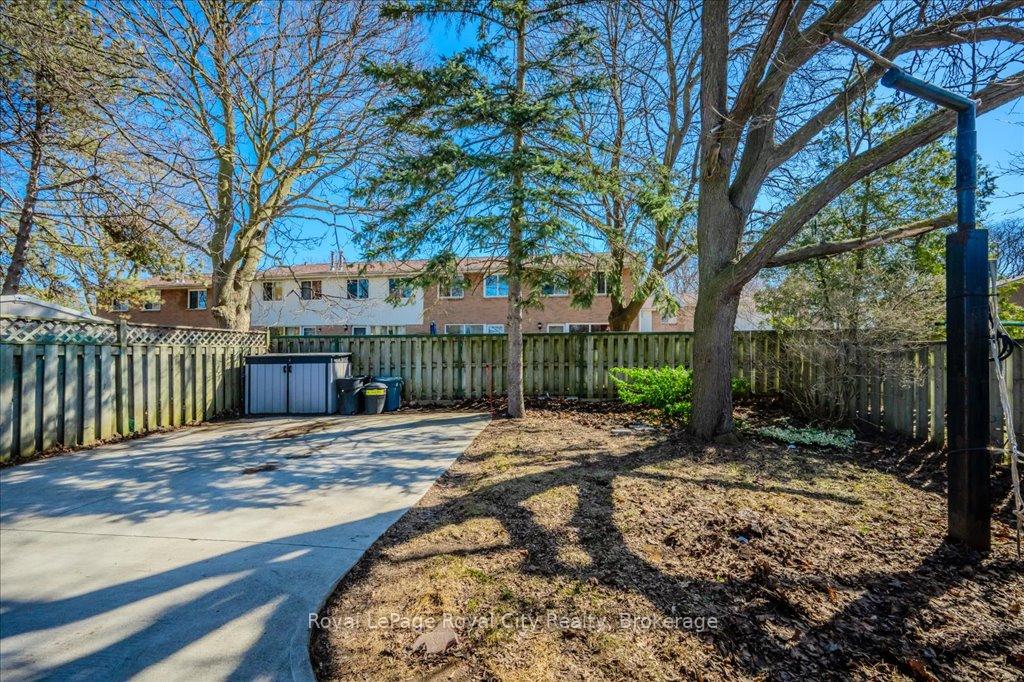 Photo 31 of 229A Cedarbrae Avenue, Waterloo, Lakeshore Village — HOMEH