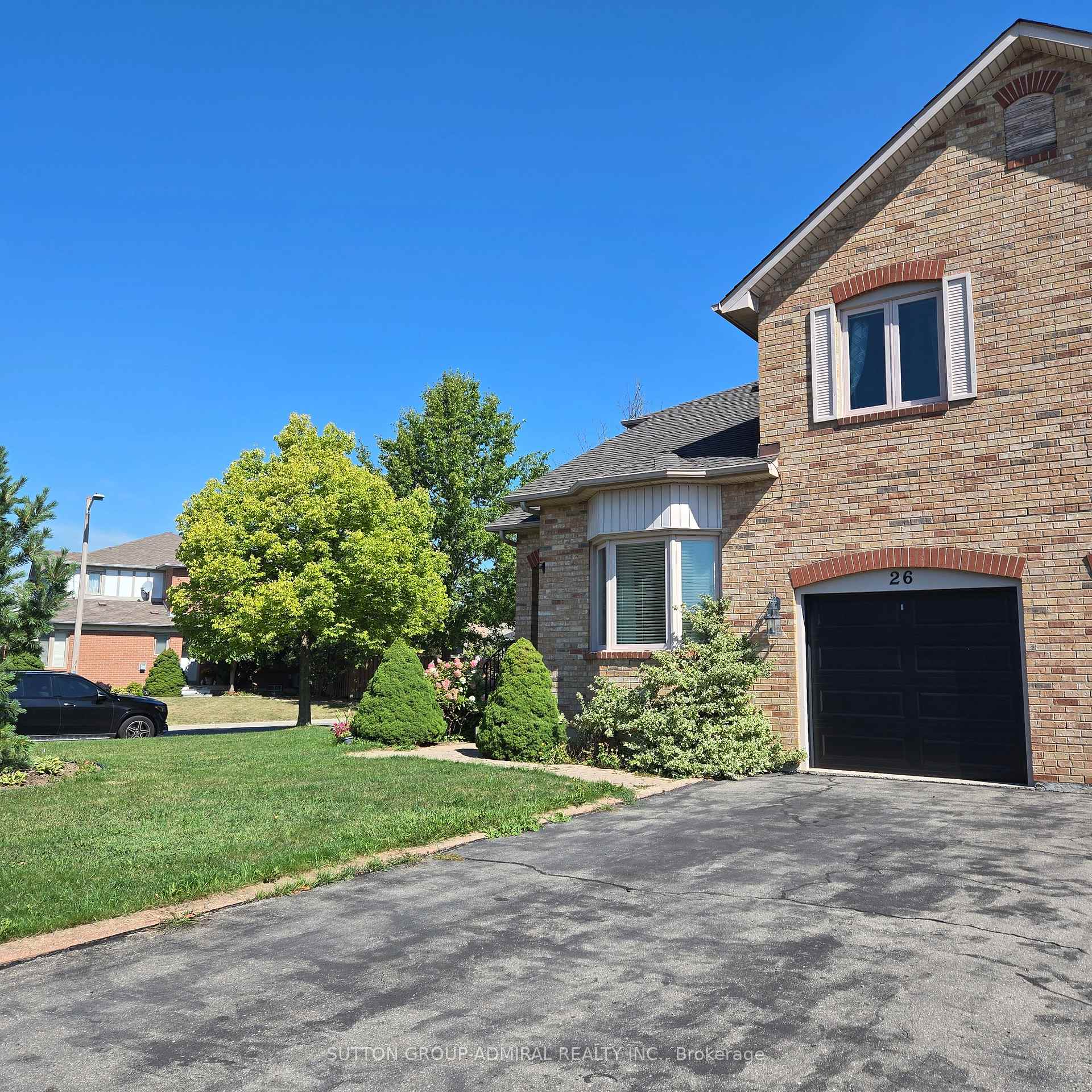 Photo 1 of 26 Carron Avenue, Vaughan, Maple — HOMEH