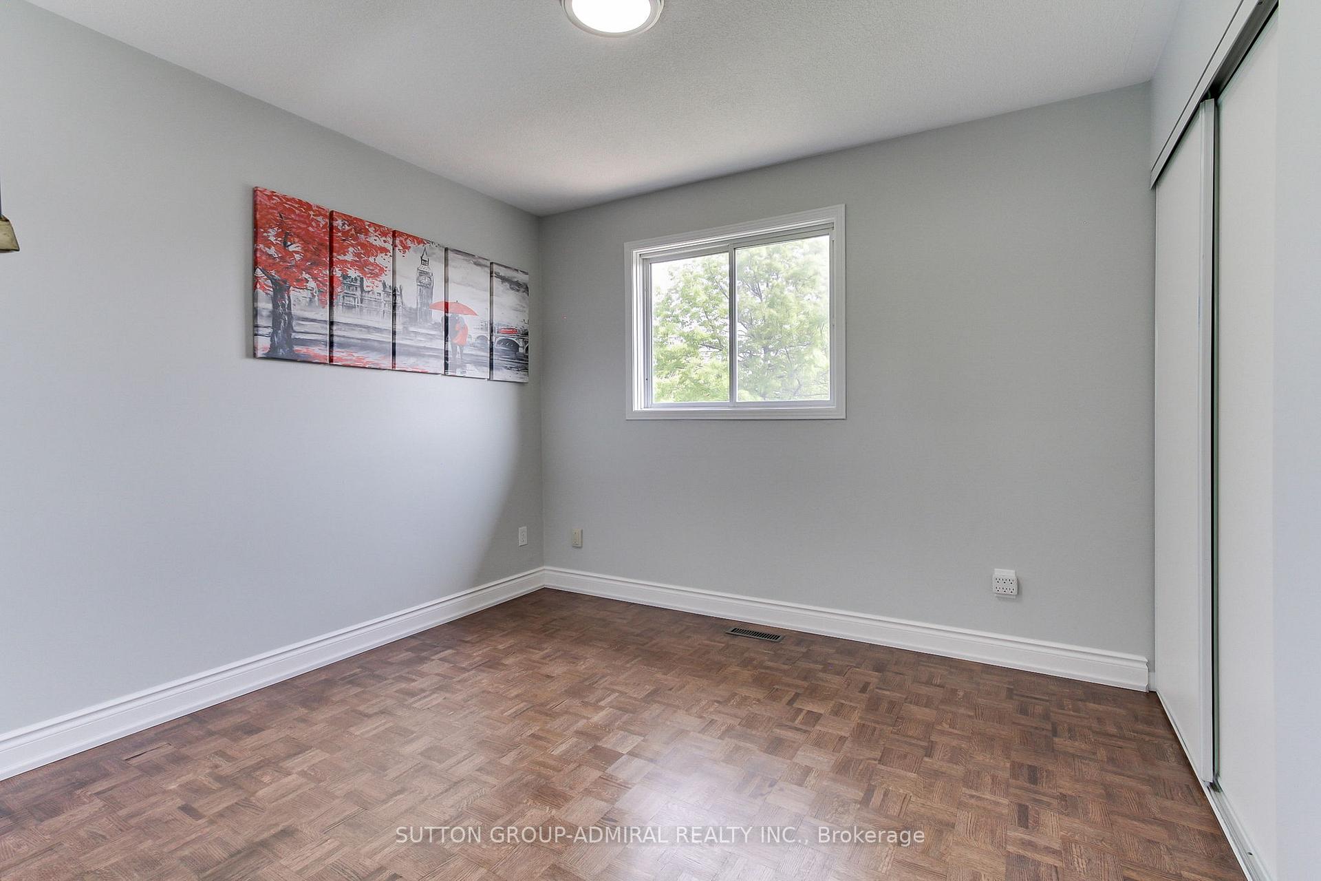 Photo 27 of 26 Carron Avenue, Vaughan, Maple — HOMEH