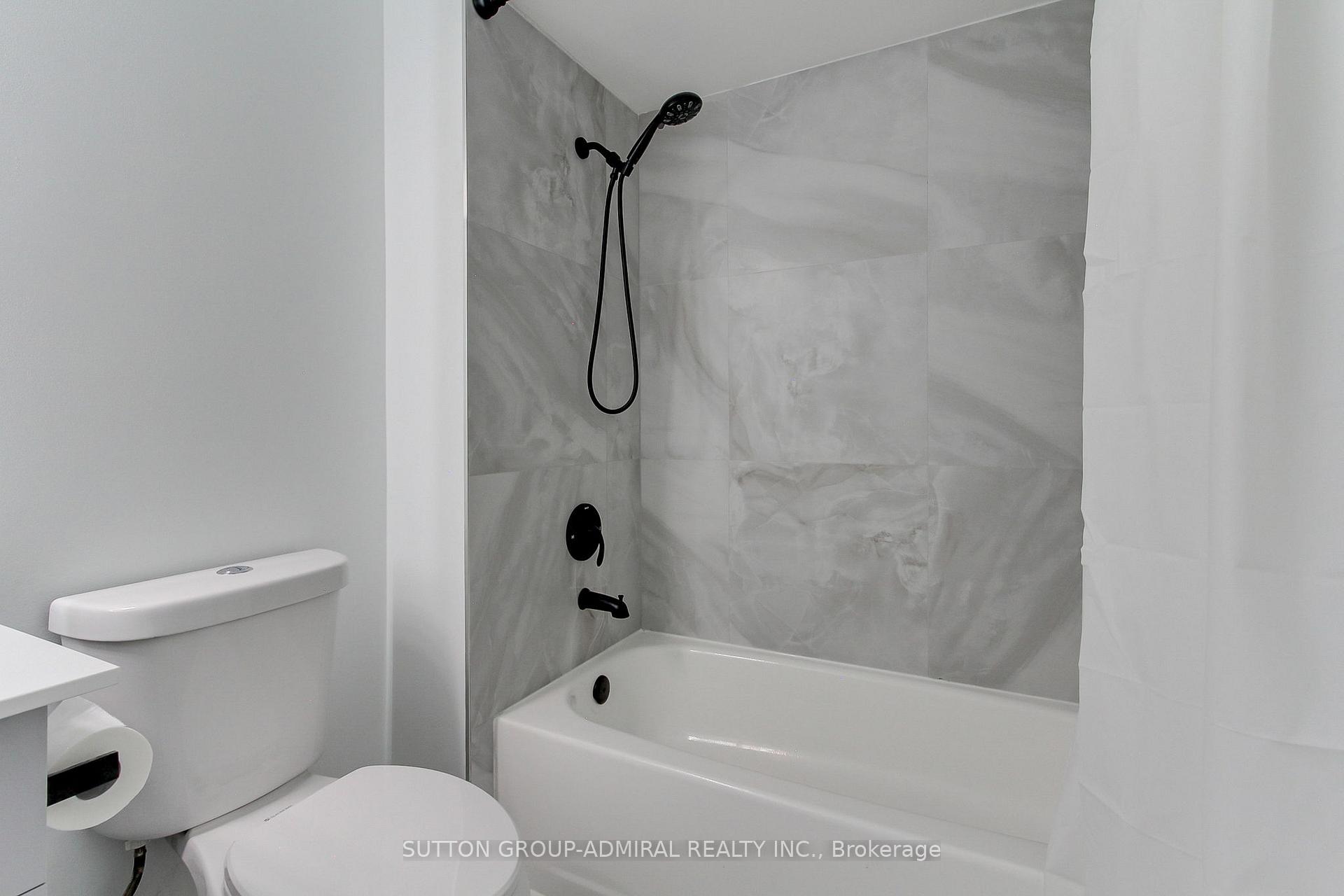 Photo 29 of 26 Carron Avenue, Vaughan, Maple — HOMEH