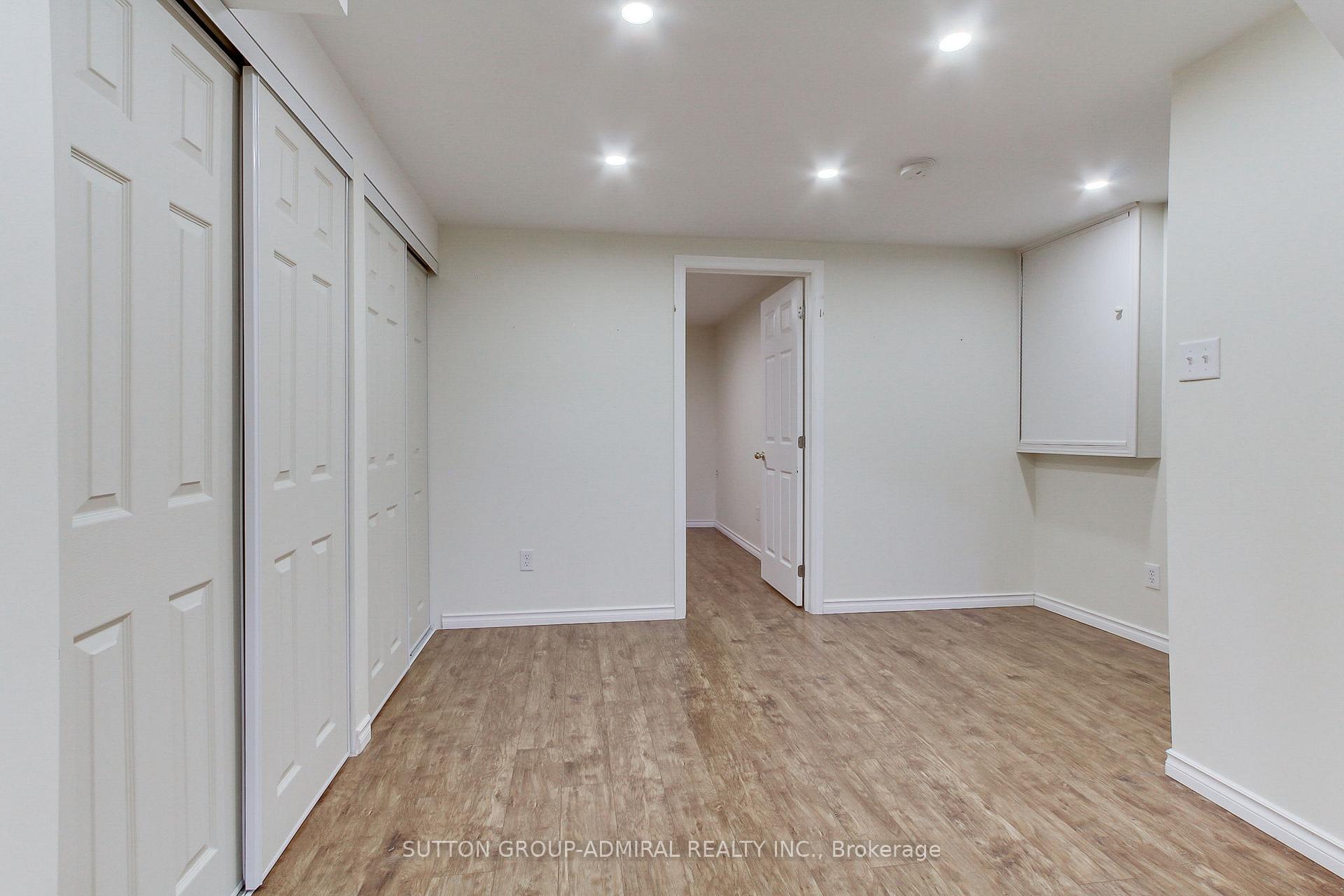Photo 31 of 26 Carron Avenue, Vaughan, Maple — HOMEH