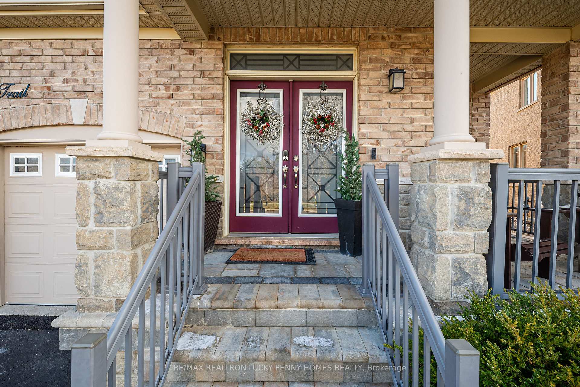 Photo 3 of 109 Darren Hill Trail, Markham, Greensborough — HOMEH