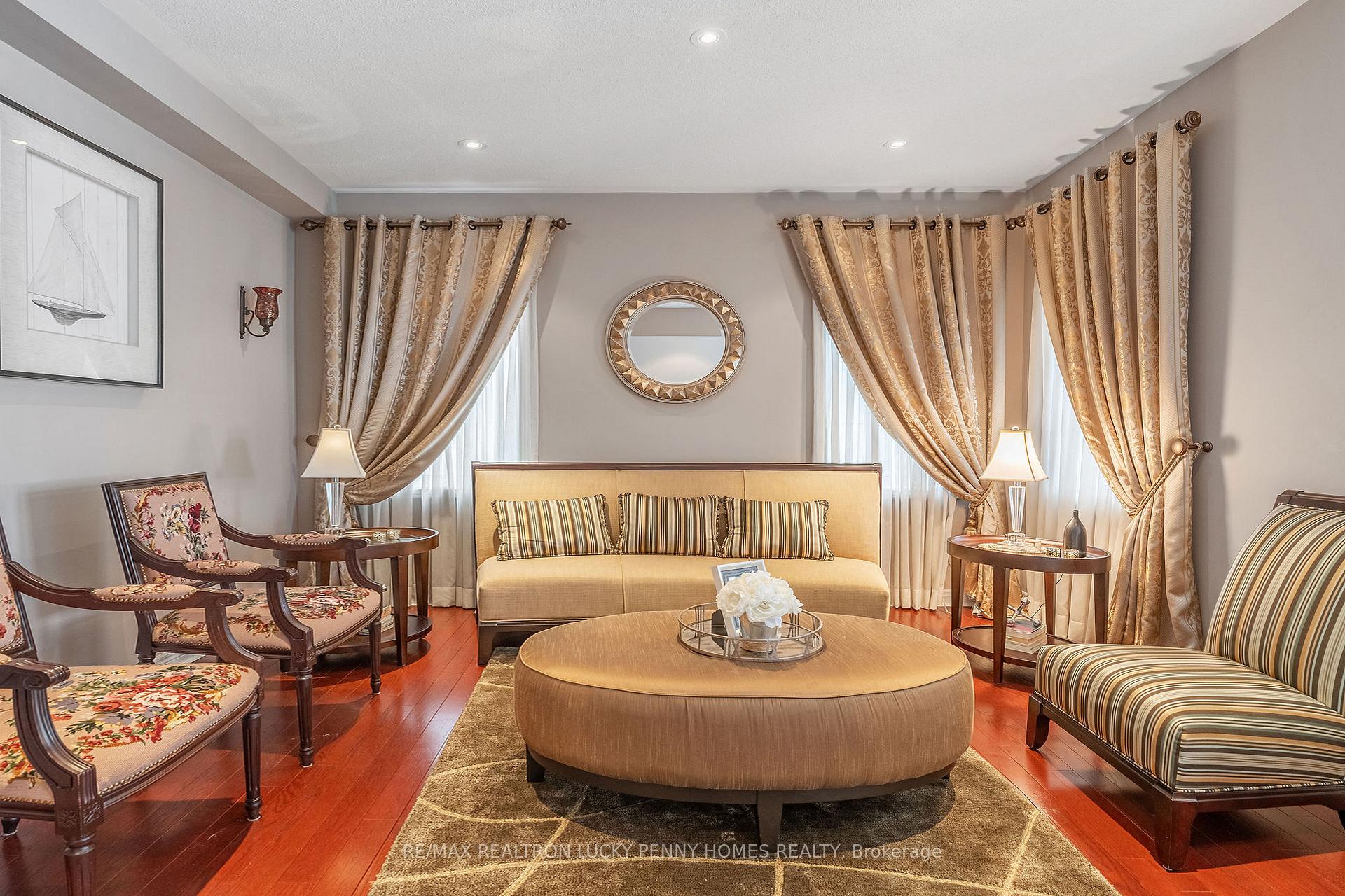 Photo 4 of 109 Darren Hill Trail, Markham, Greensborough — HOMEH