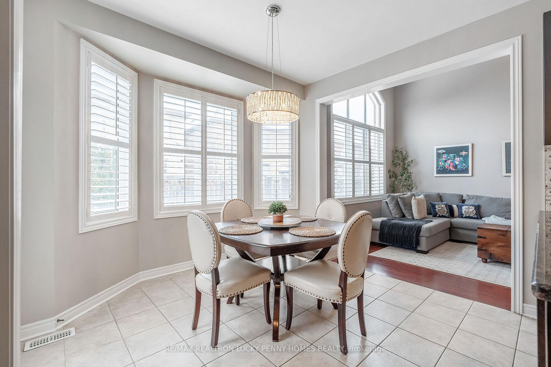 Photo 10 of 109 Darren Hill Trail, Markham, Greensborough — HOMEH