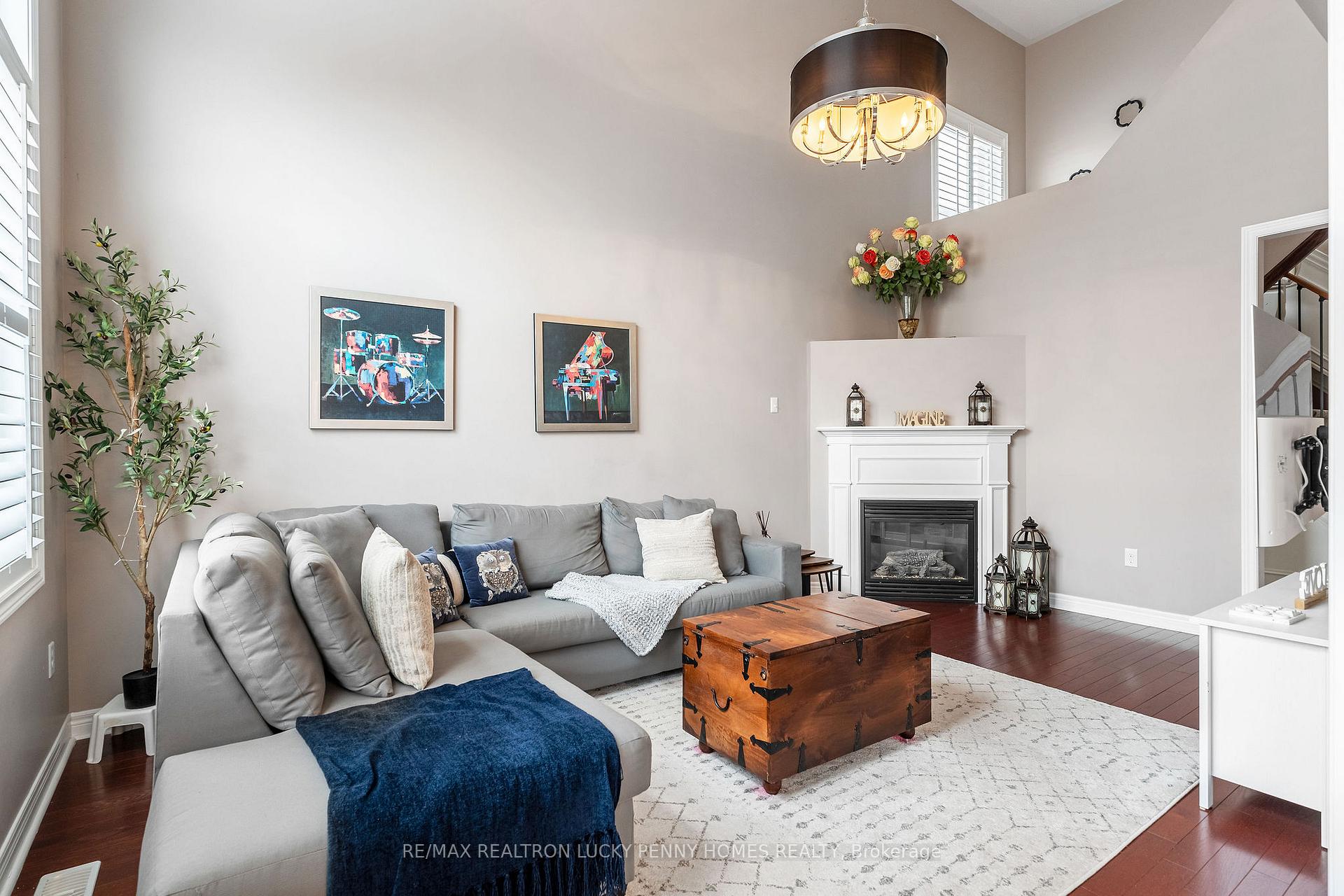 Photo 11 of 109 Darren Hill Trail, Markham, Greensborough — HOMEH