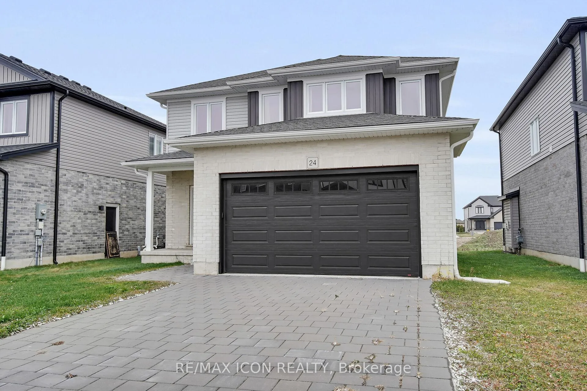 Photo 1 of 24 Rosina Lane, Zorra, Thamesford — HOMEH