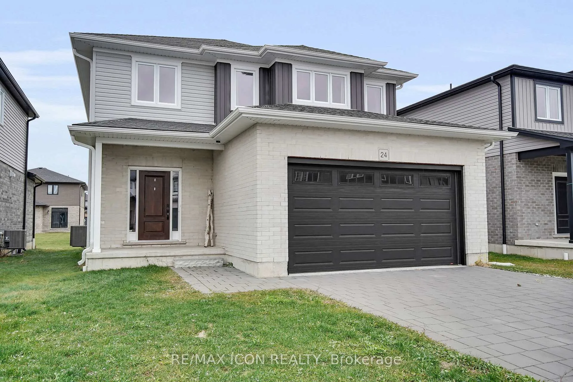 Photo 2 of 24 Rosina Lane, Zorra, Thamesford — HOMEH