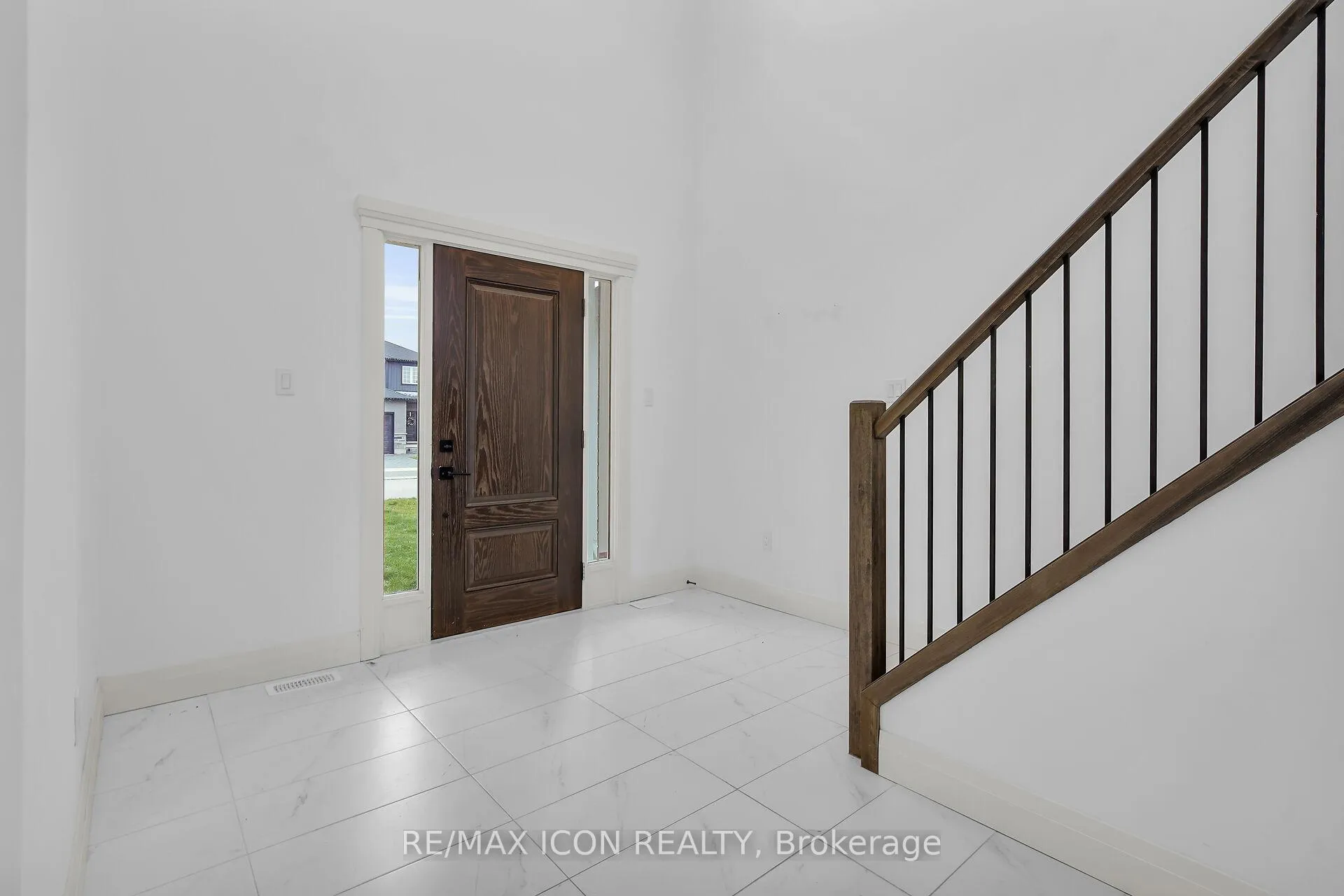 Photo 3 of 24 Rosina Lane, Zorra, Thamesford — HOMEH