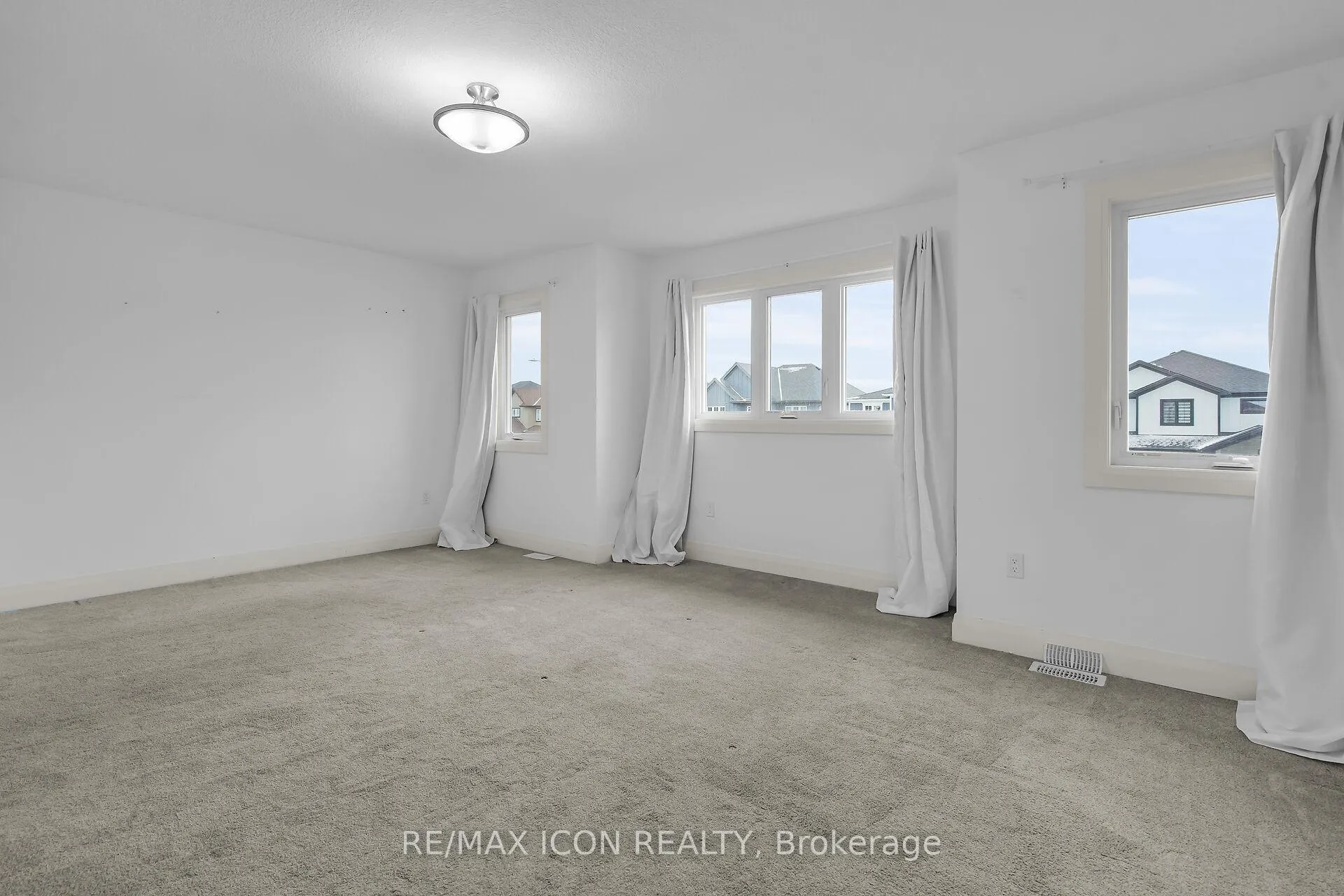 Photo 11 of 24 Rosina Lane, Zorra, Thamesford — HOMEH