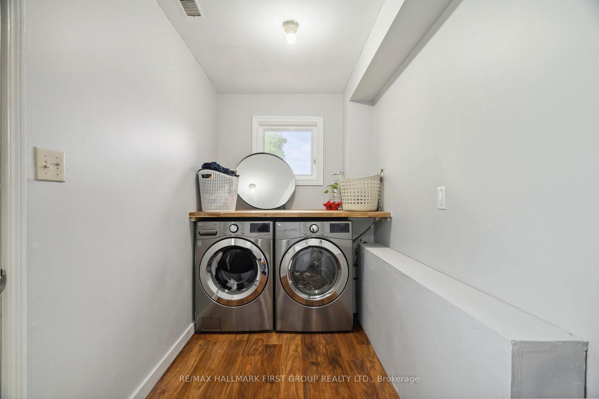 Photo 8 of 27 Evaleigh Court, Whitby, Blue Grass Meadows — HOMEH