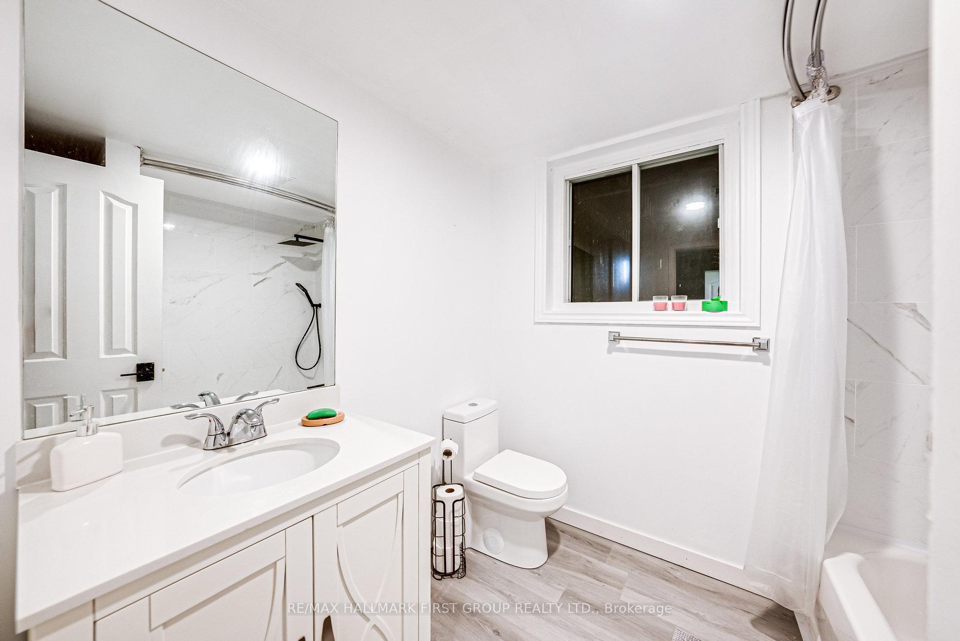 Photo 23 of 27 Evaleigh Court, Whitby, Blue Grass Meadows — HOMEH
