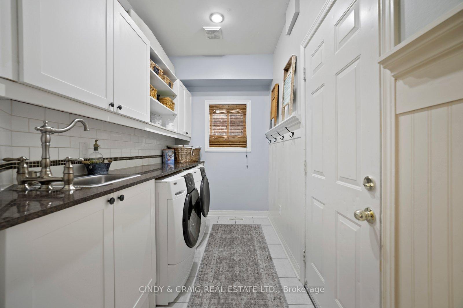 Photo 12 of 53 Mikayla Crescent, Whitby, Brooklin — HOMEH