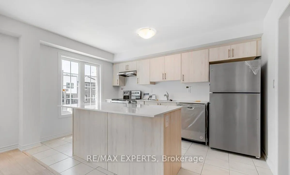 Photo 6 of 20 Silo Mews, Barrie, Rural Barrie Southeast — HOMEH