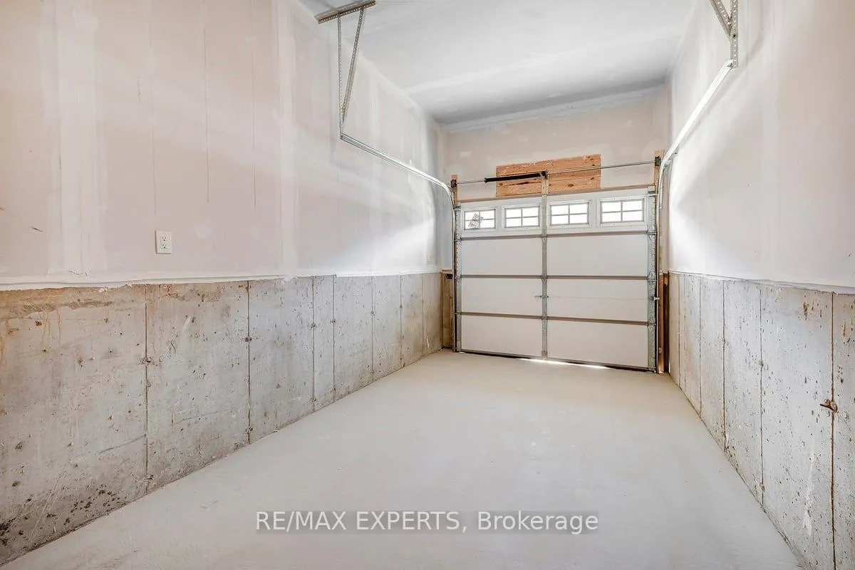 Photo 9 of 20 Silo Mews, Barrie, Rural Barrie Southeast — HOMEH
