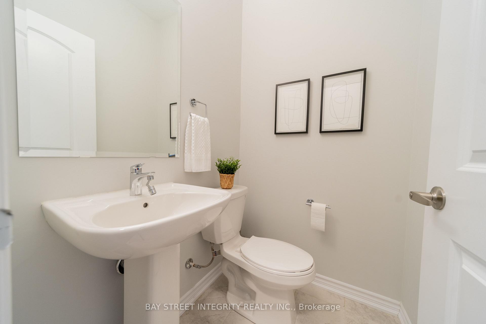 Photo 10 of 21 Percy Rye Avenue, Markham, Angus Glen — HOMEH