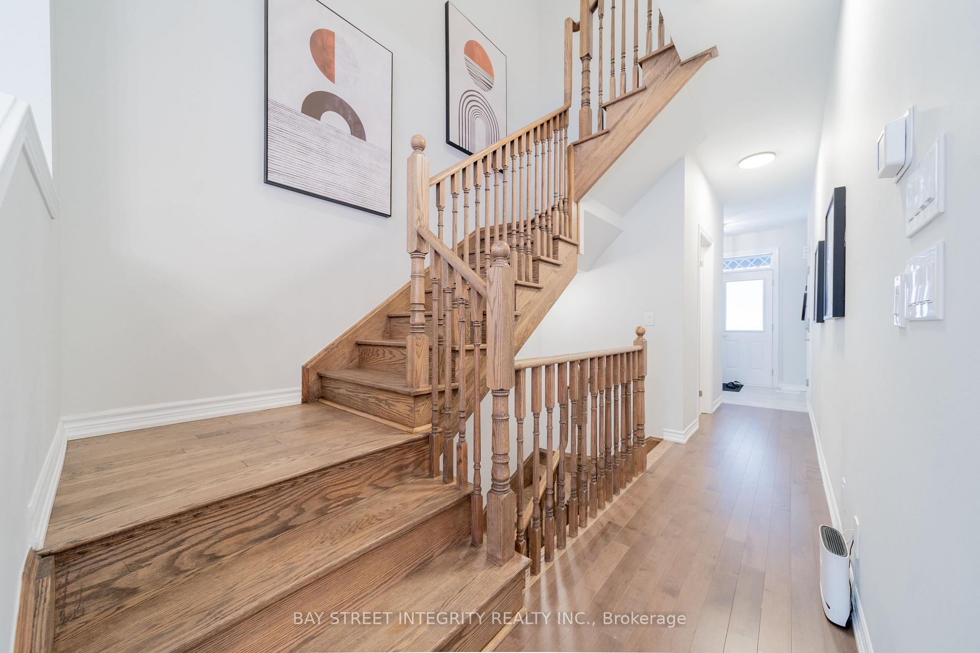 Photo 11 of 21 Percy Rye Avenue, Markham, Angus Glen — HOMEH