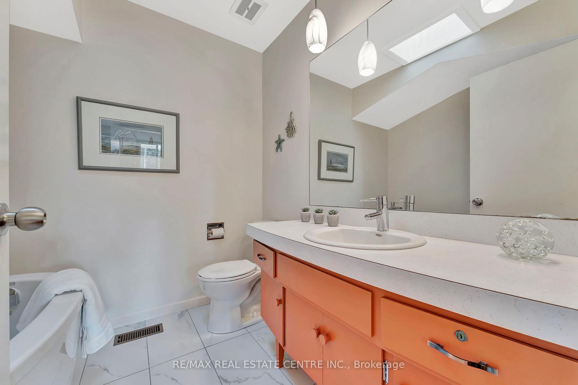 Photo 25 of 382 Arden Place, Waterloo — HOMEH
