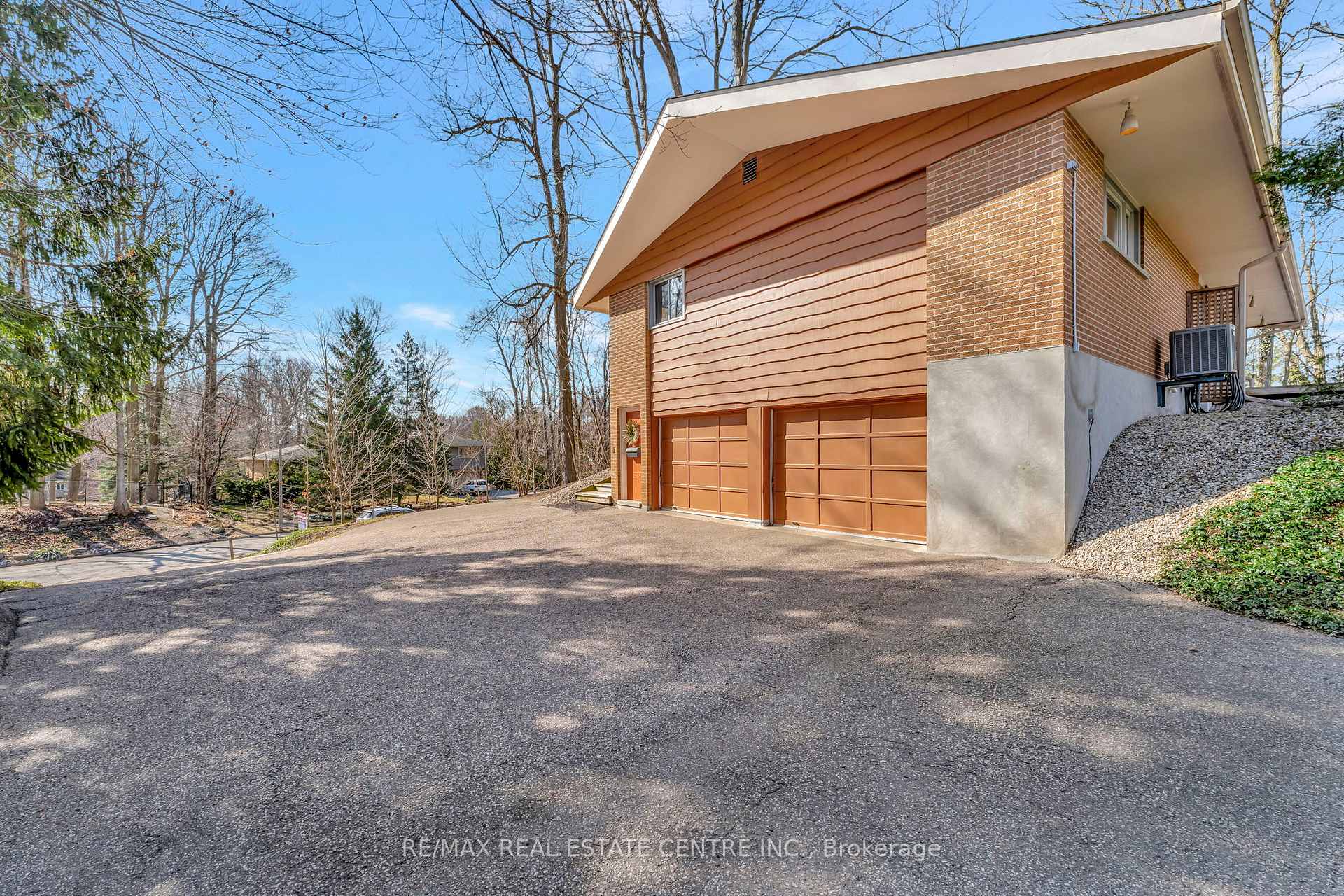 Photo 44 of 382 Arden Place, Waterloo — HOMEH