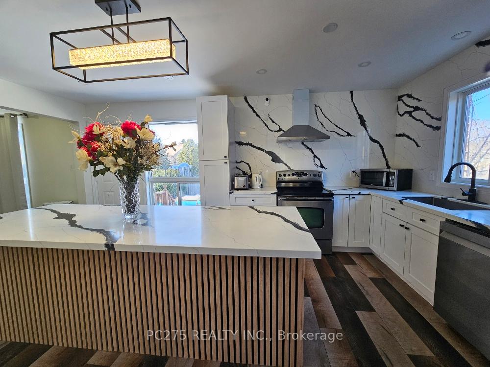 Photo 6 of 508 Barwick Crescent, Waterloo — HOMEH