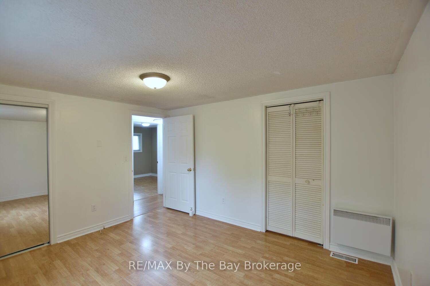 Photo 13 of 11 Caribbean Drive, Wasaga Beach — HOMEH