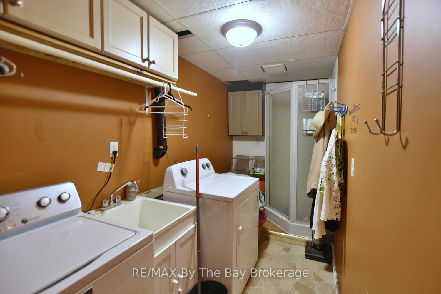 Photo 20 of 11 Caribbean Drive, Wasaga Beach — HOMEH