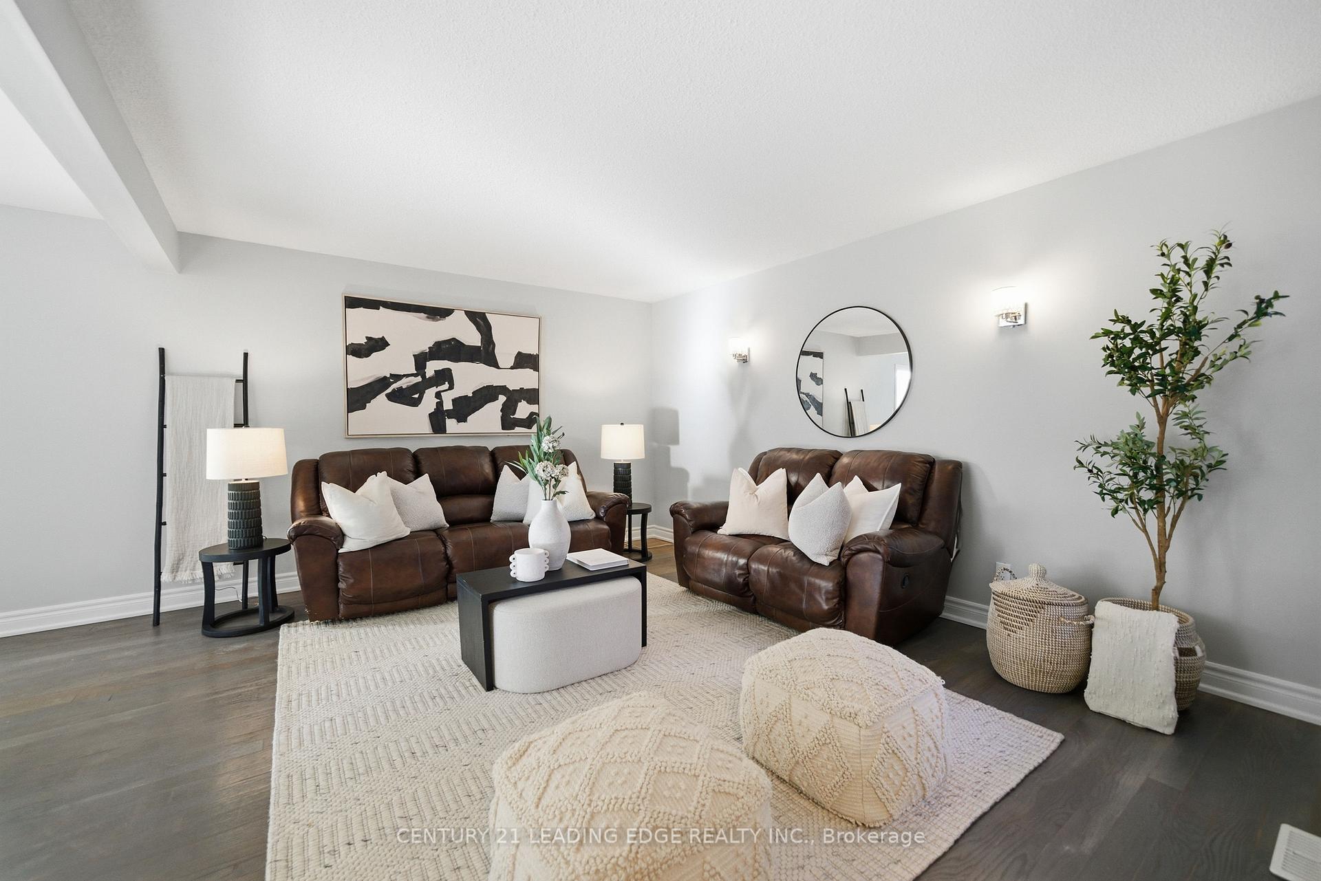 Photo 4 of 42 Harman Drive, Ajax, Central — HOMEH