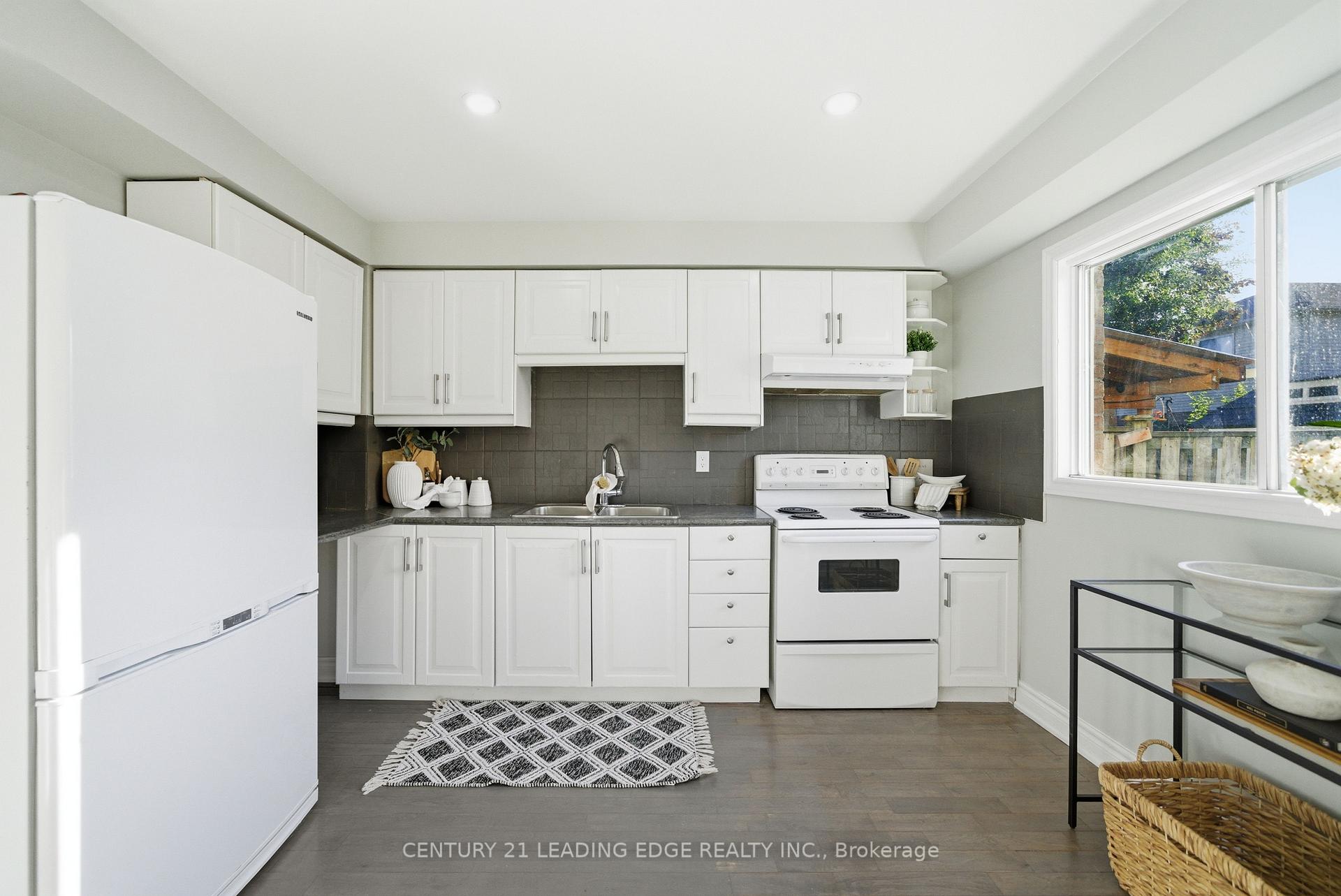 Photo 20 of 42 Harman Drive, Ajax, Central — HOMEH