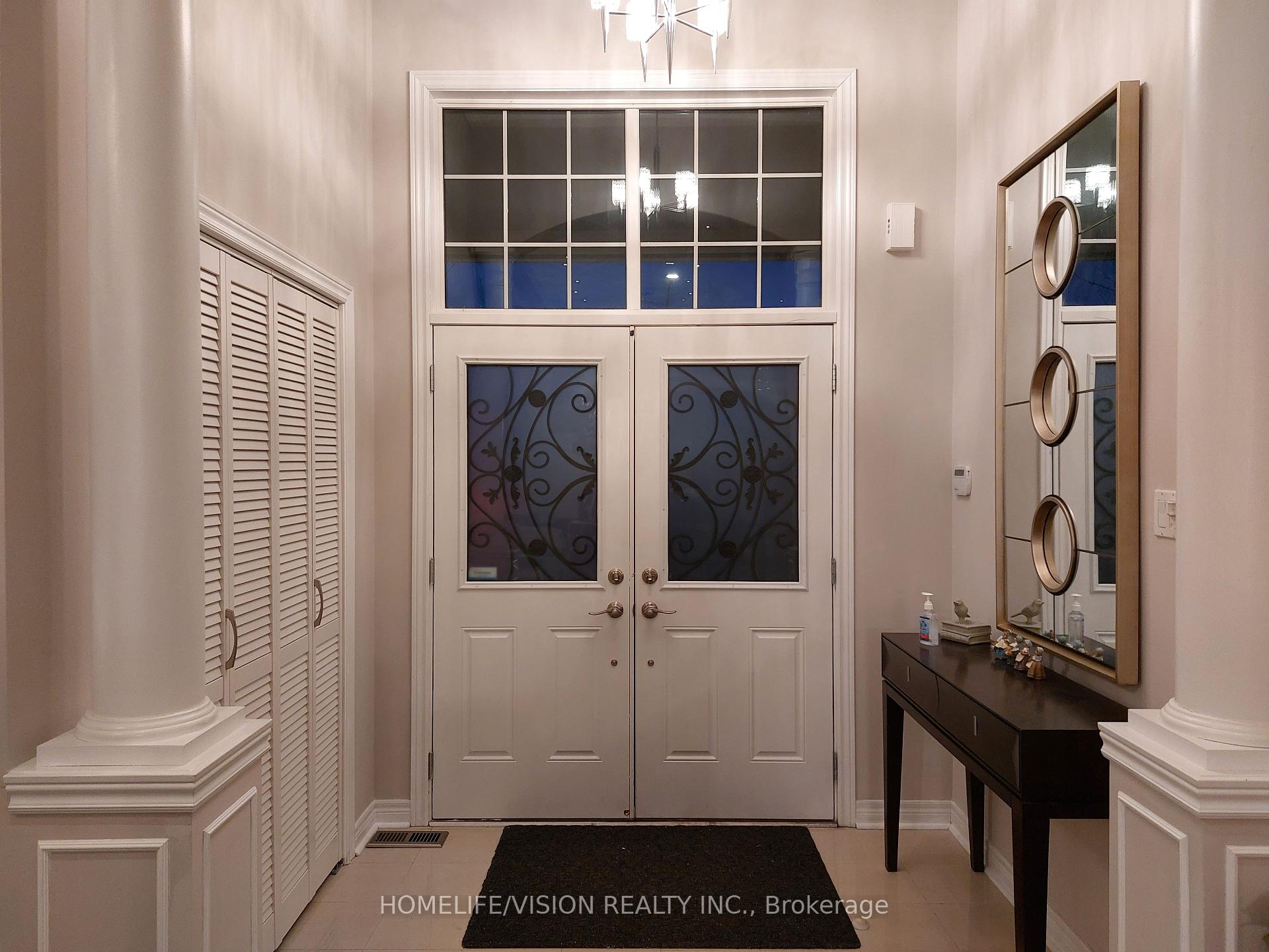 Photo 4 of 26 Ascalon Drive, Vaughan, Patterson — HOMEH