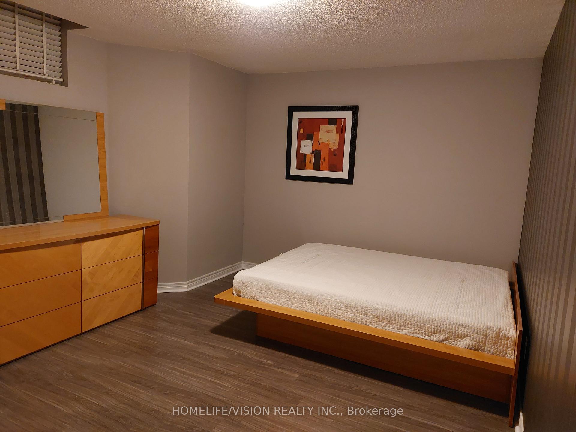 Photo 26 of 26 Ascalon Drive, Vaughan, Patterson — HOMEH