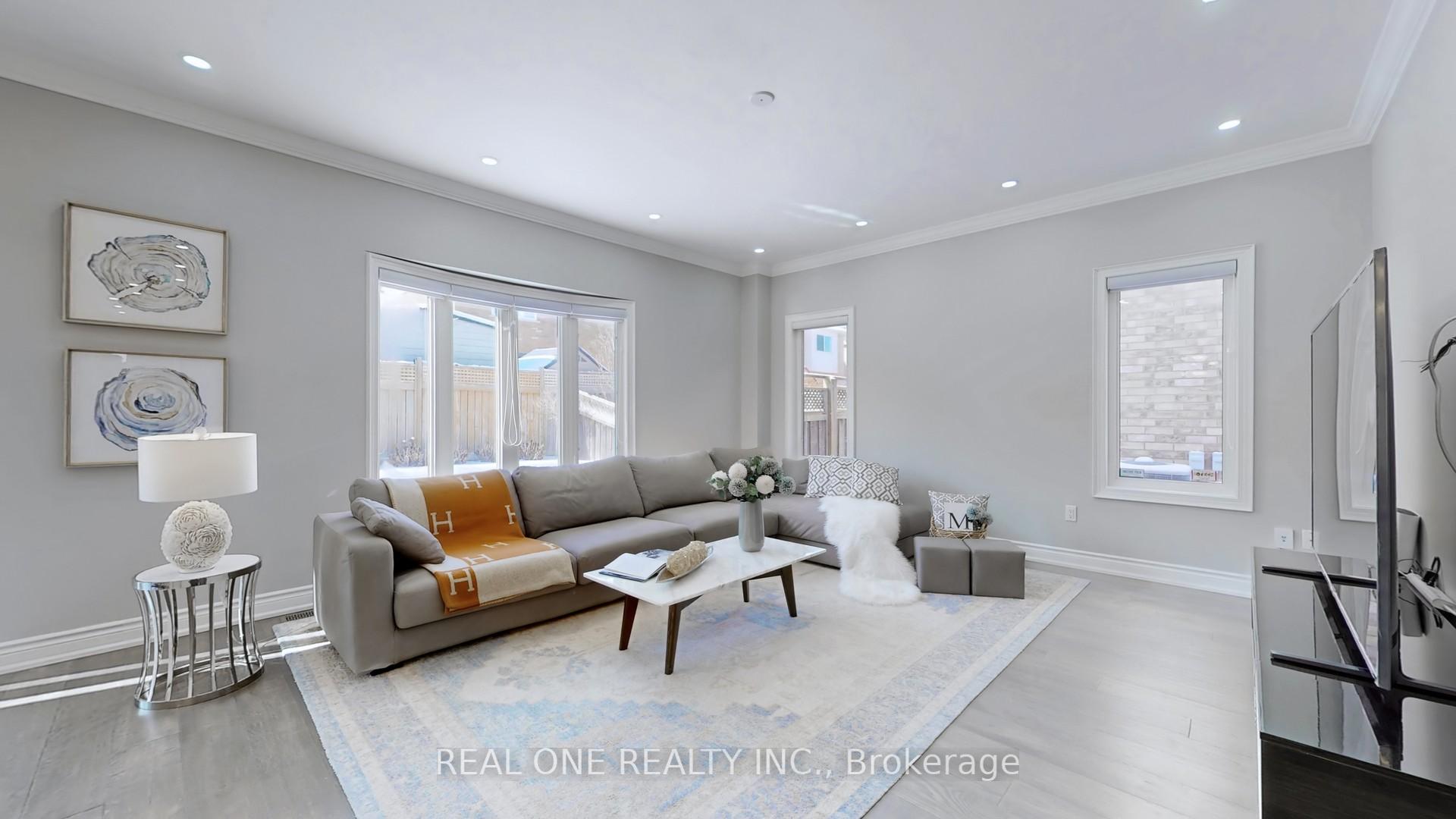 Photo 9 of 28 Todman Lane, Markham, Wismer — HOMEH
