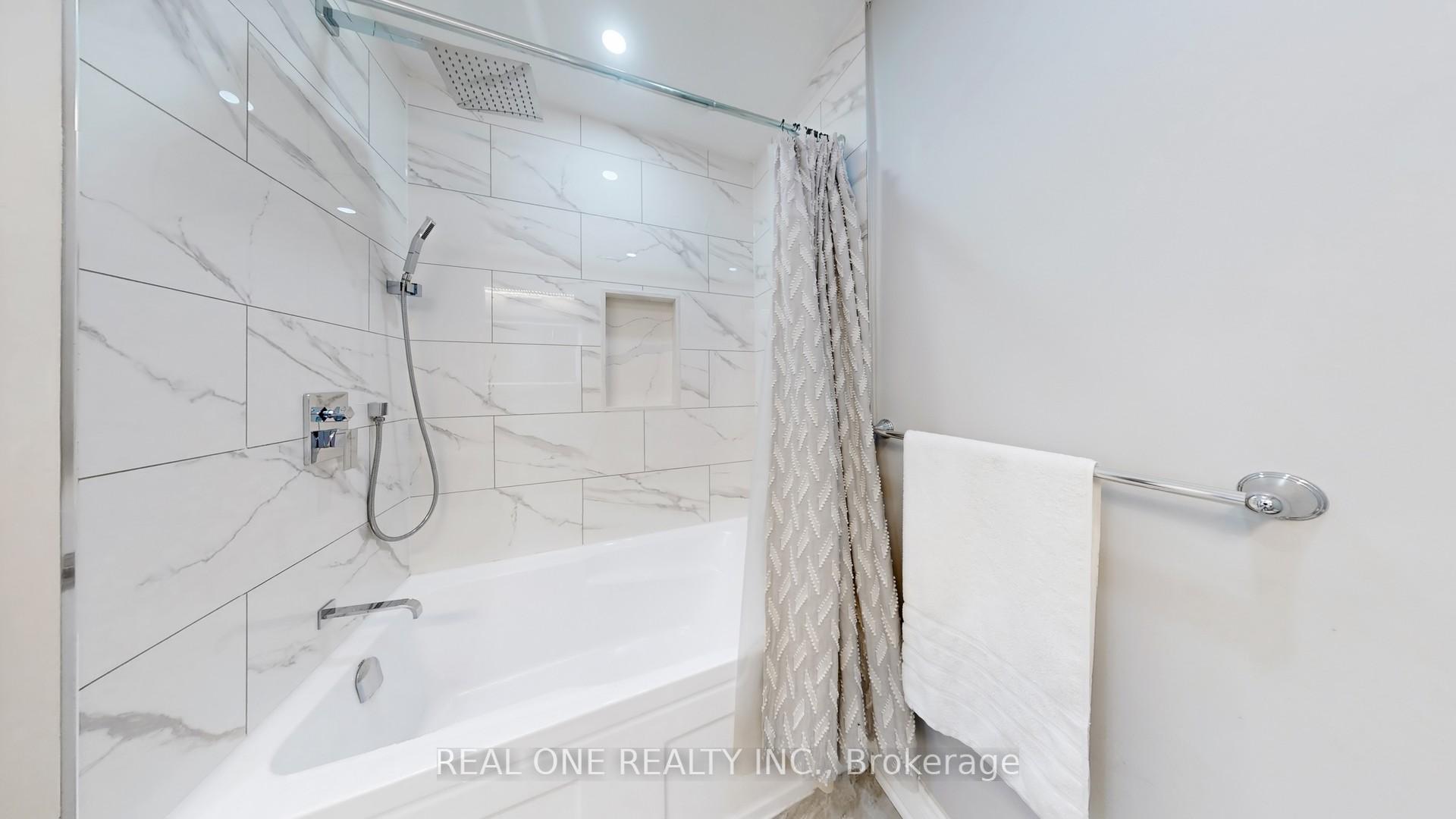 Photo 33 of 28 Todman Lane, Markham, Wismer — HOMEH
