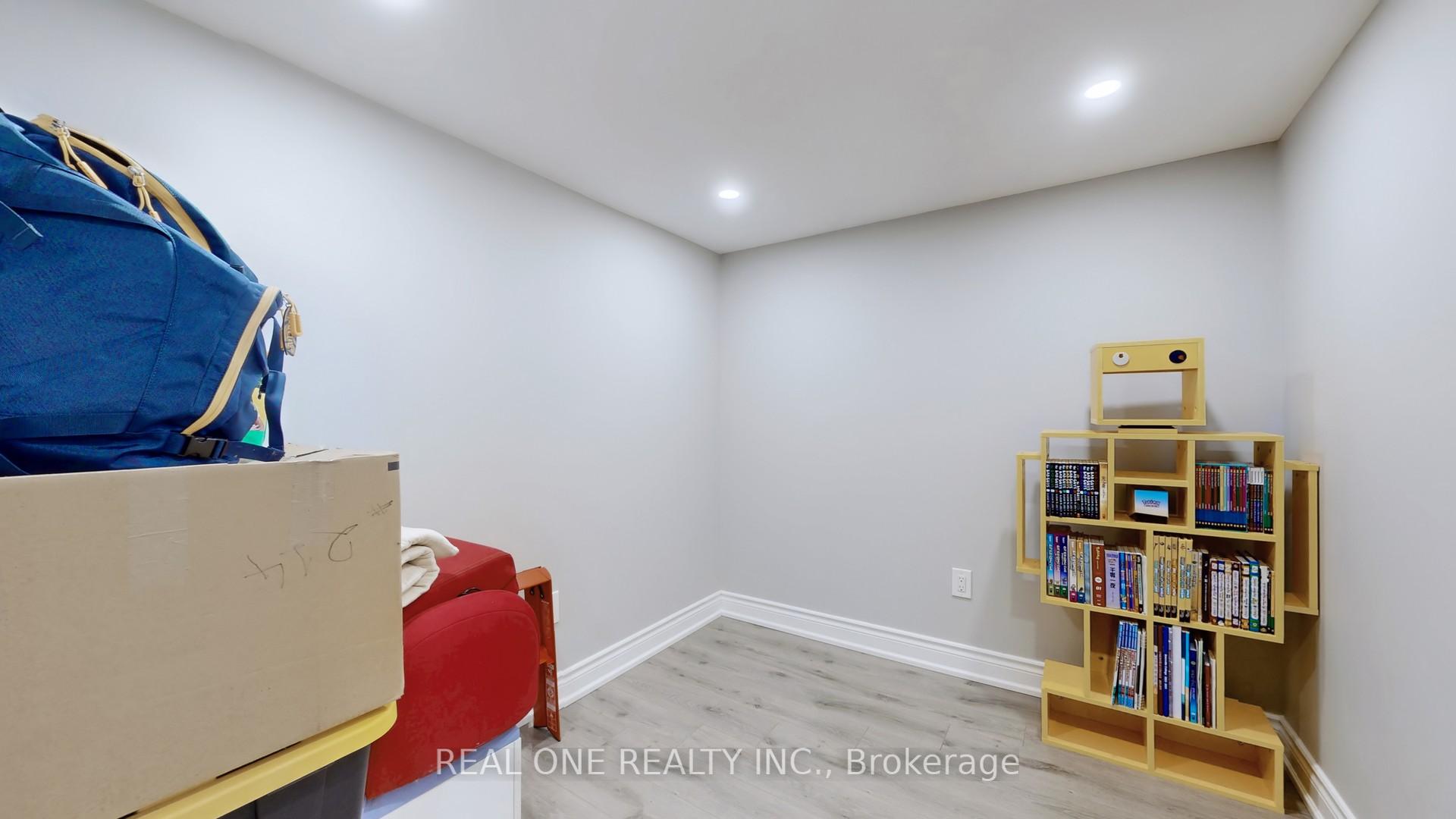 Photo 38 of 28 Todman Lane, Markham, Wismer — HOMEH
