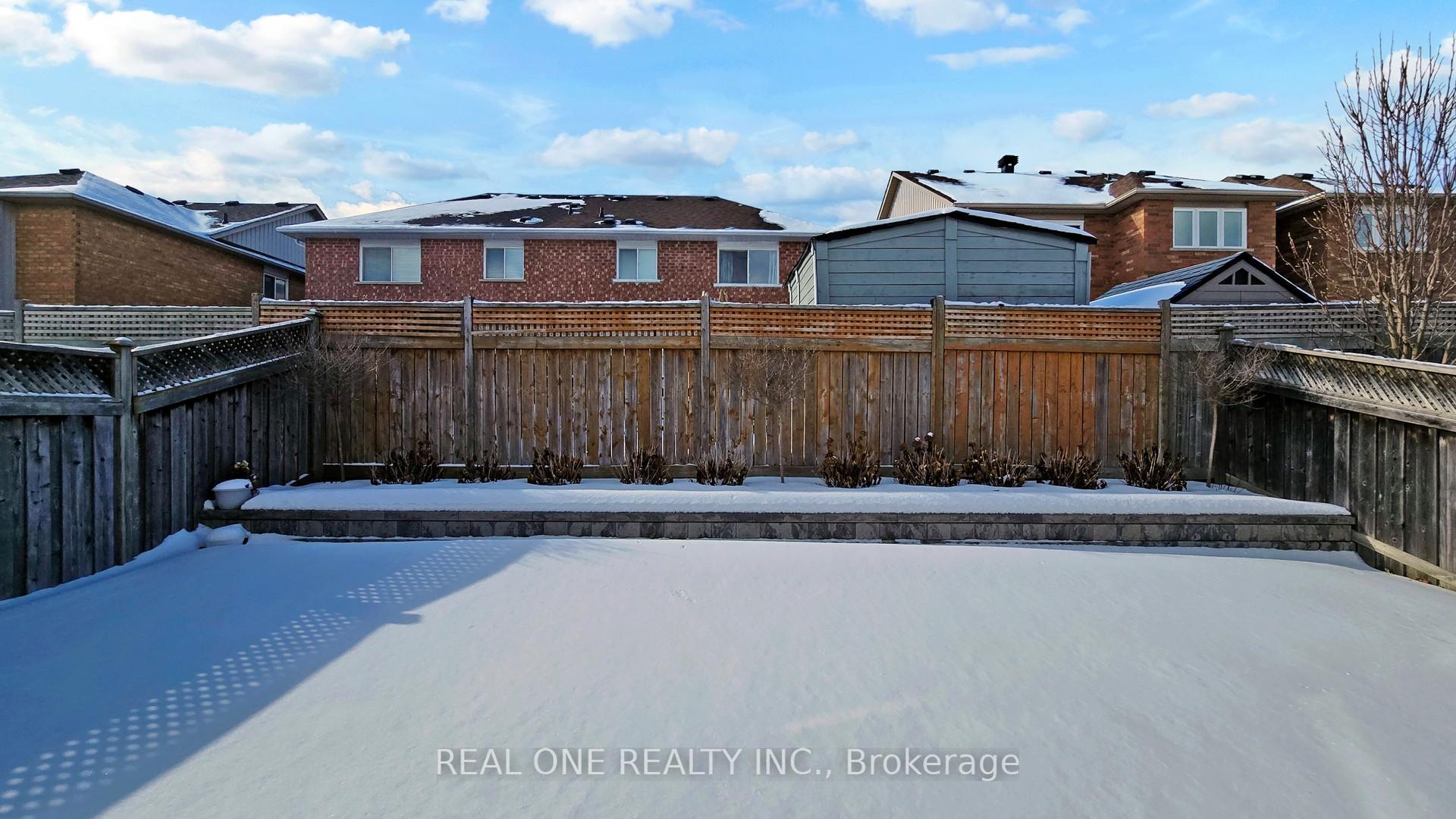 Photo 43 of 28 Todman Lane, Markham, Wismer — HOMEH