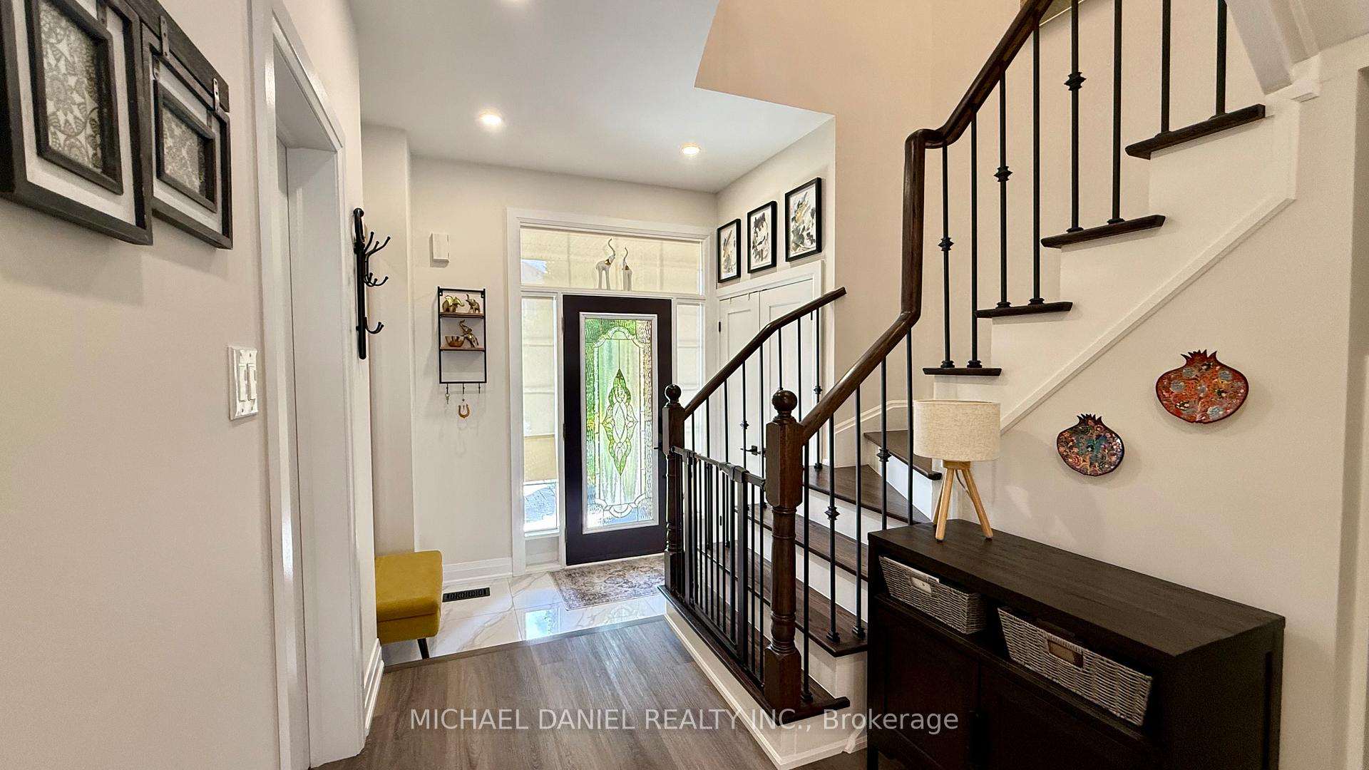 Photo 5 of 48 Whisperwood Road, Vaughan, Patterson — HOMEH