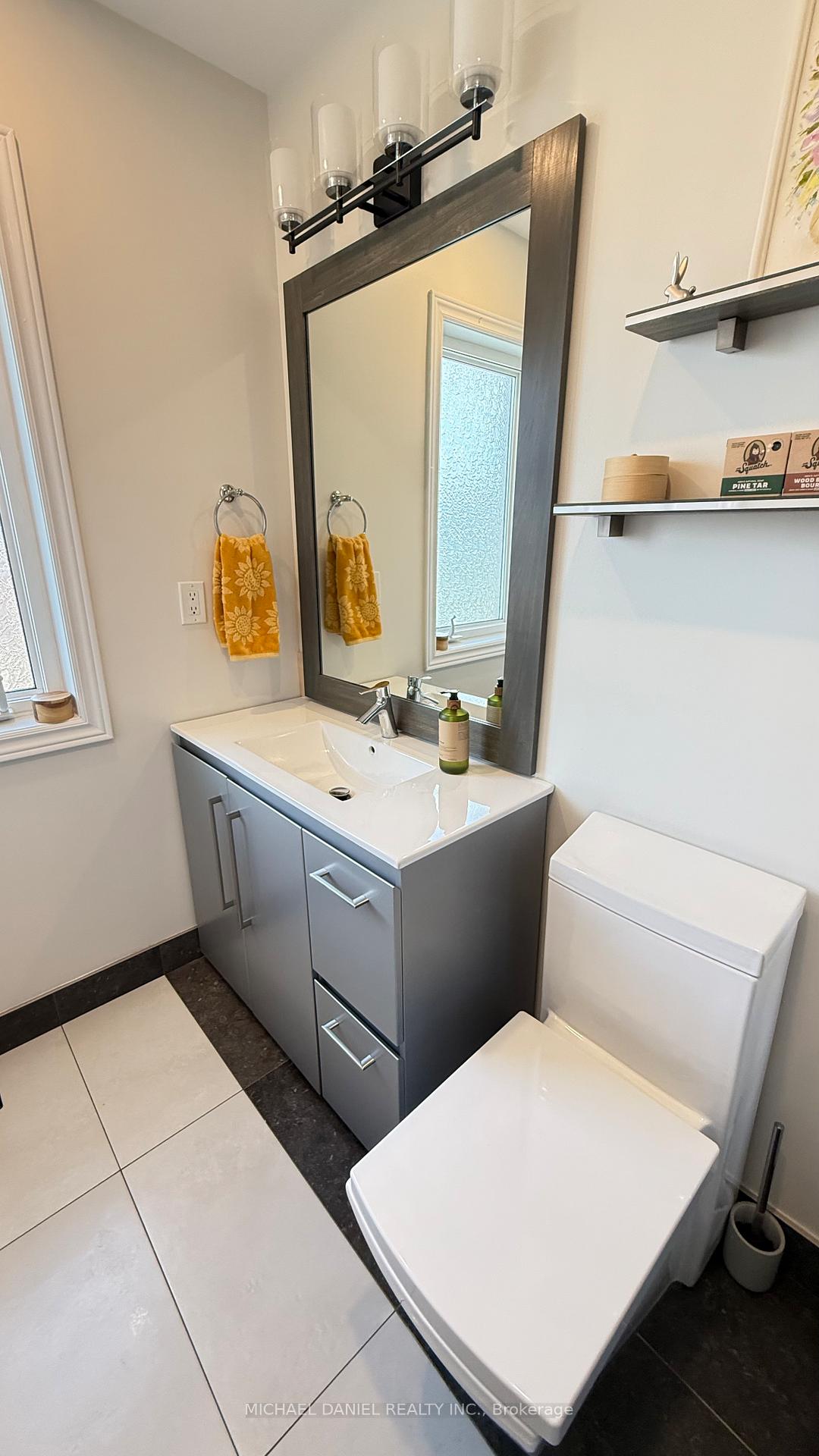 Photo 22 of 48 Whisperwood Road, Vaughan, Patterson — HOMEH