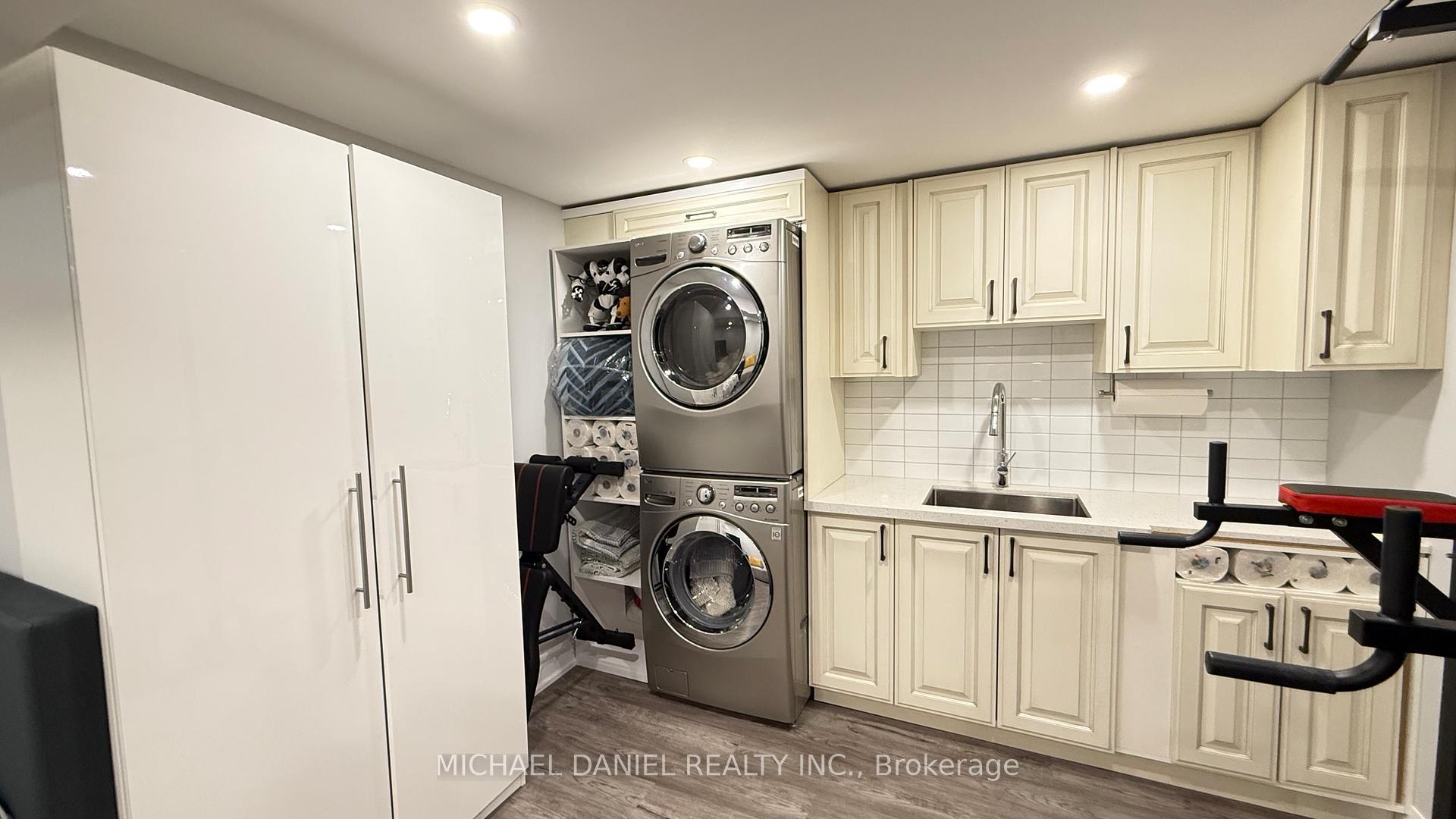 Photo 32 of 48 Whisperwood Road, Vaughan, Patterson — HOMEH