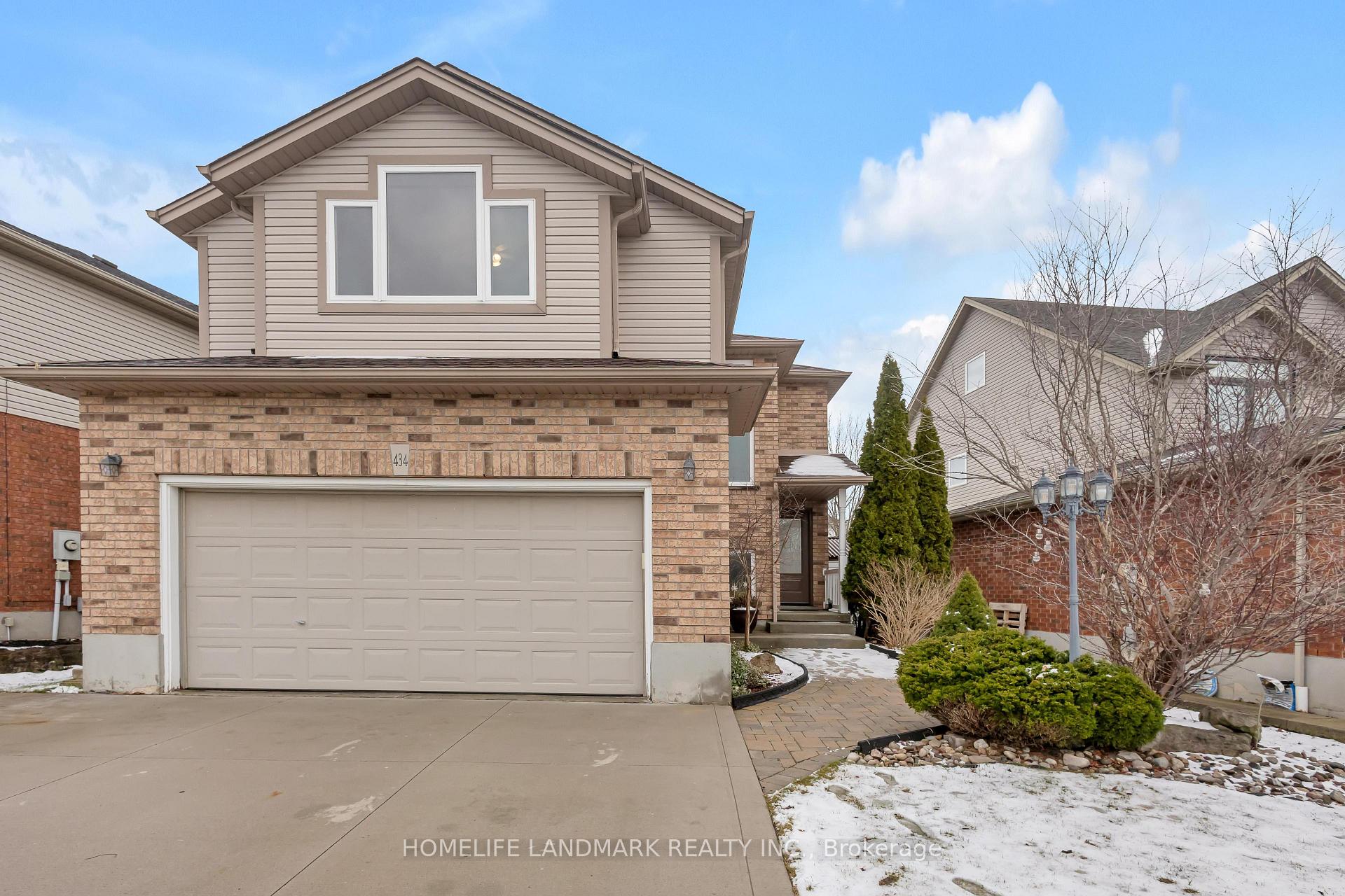 Photo 2 of 434 Sandy Cove Crescent, Waterloo — HOMEH