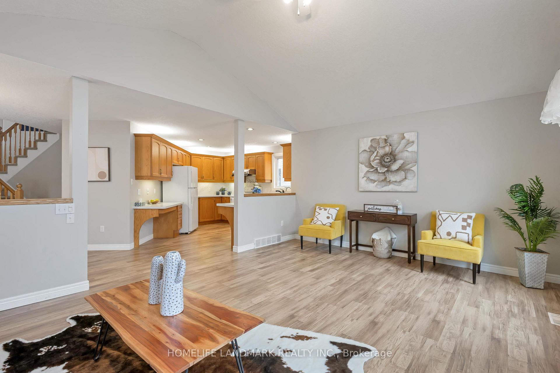 Photo 10 of 434 Sandy Cove Crescent, Waterloo — HOMEH