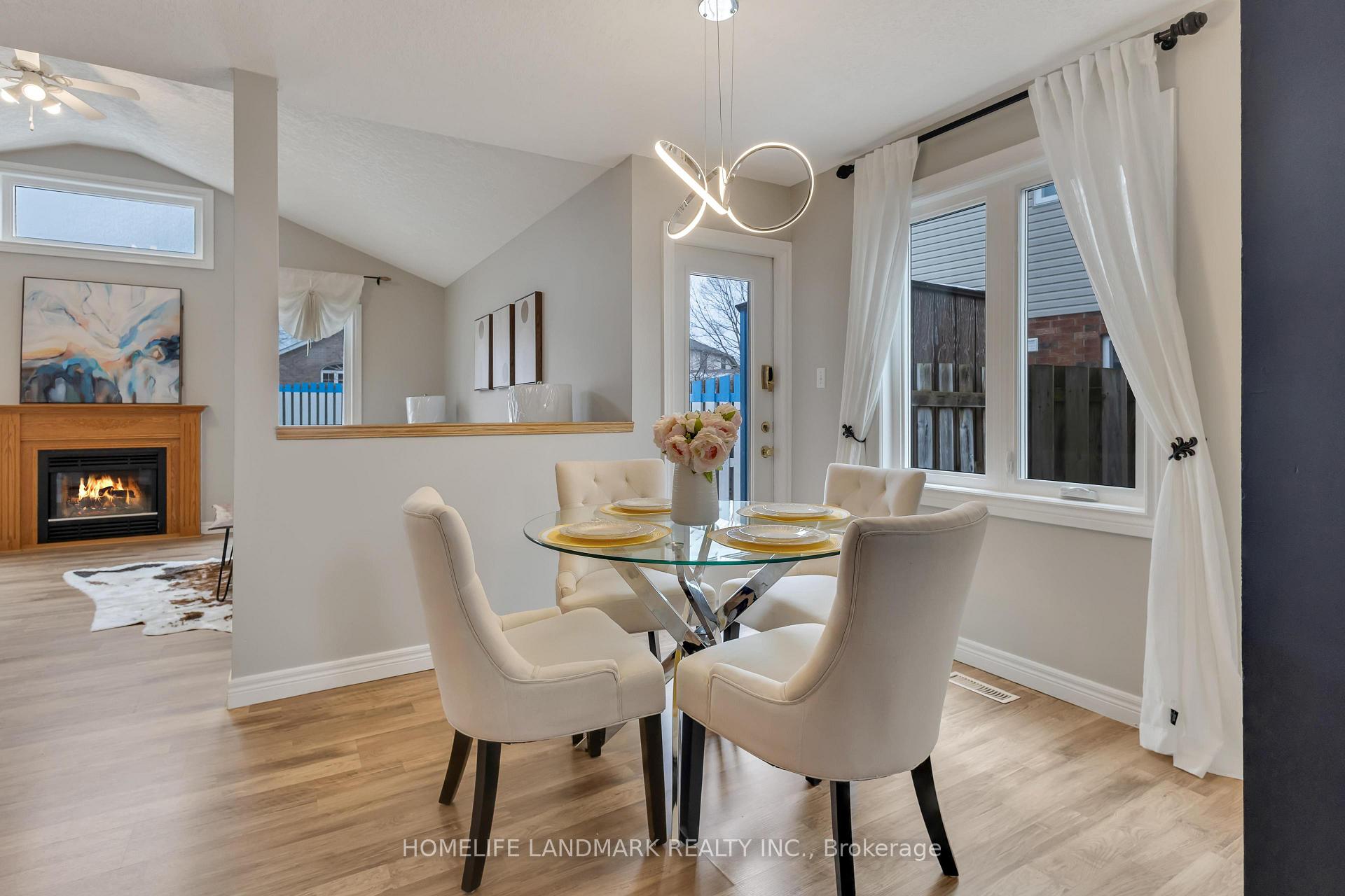 Photo 17 of 434 Sandy Cove Crescent, Waterloo — HOMEH