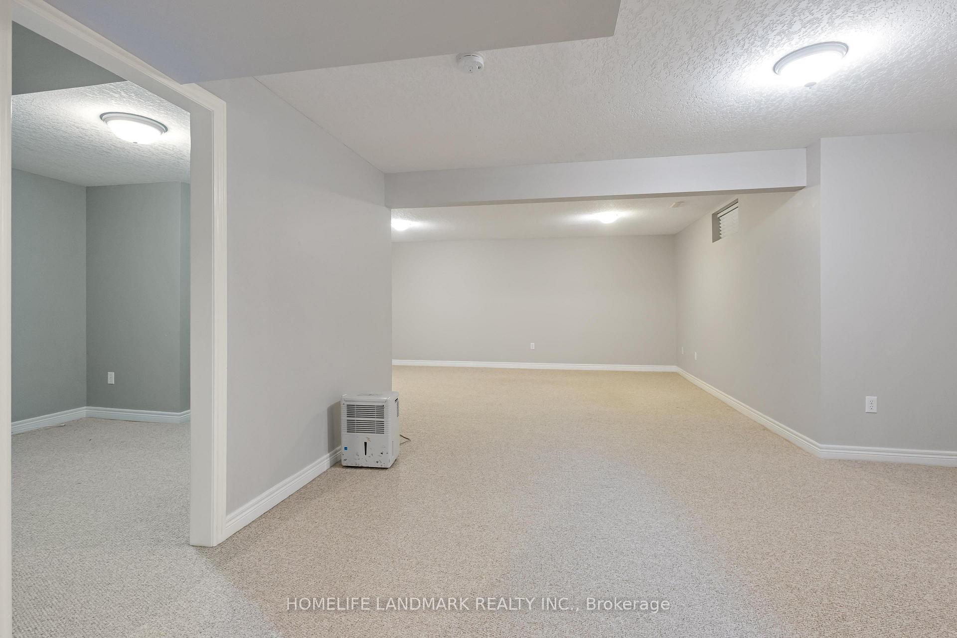 Photo 35 of 434 Sandy Cove Crescent, Waterloo — HOMEH