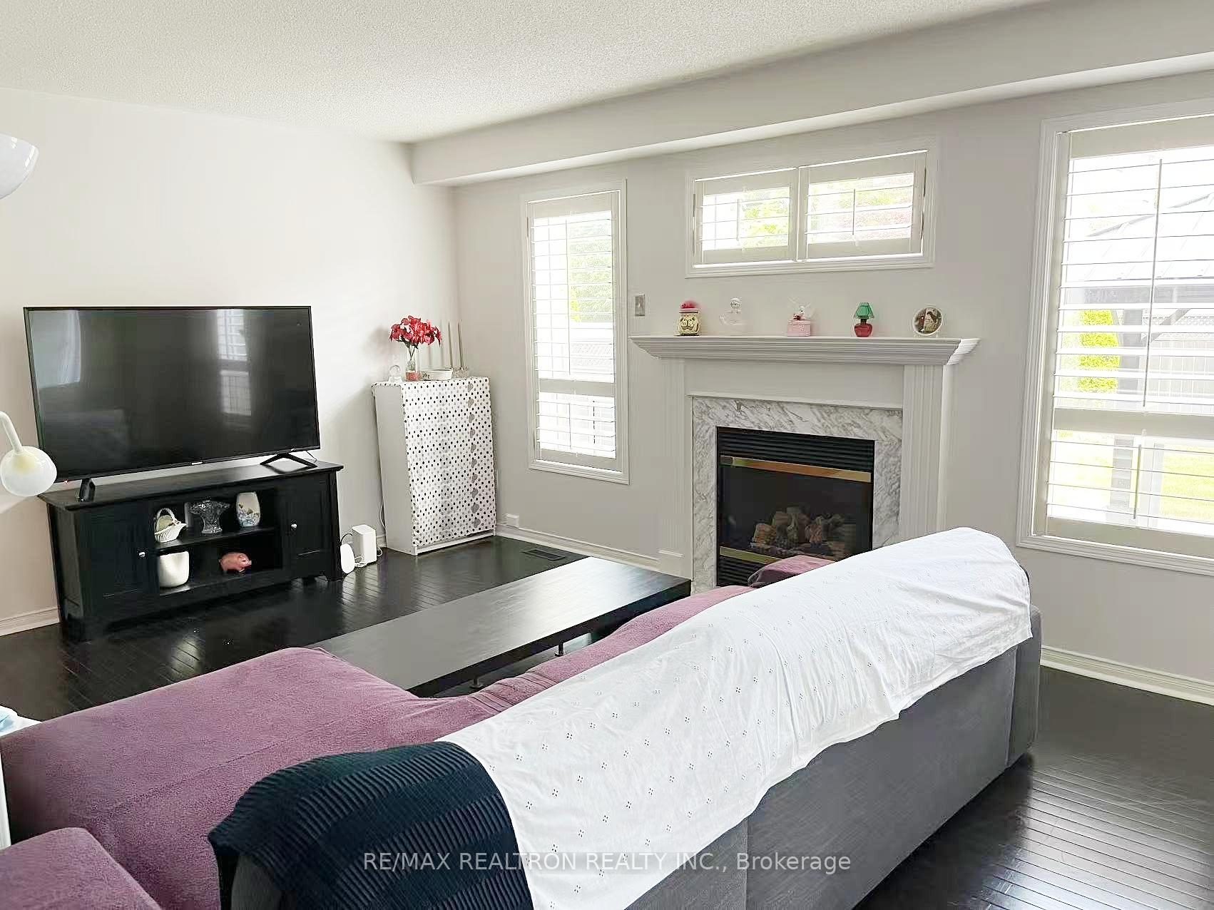 Photo 9 of Unit (1 Bedroom), 4 Twin Streams Road, Whitby, Williamsburg — HOMEH