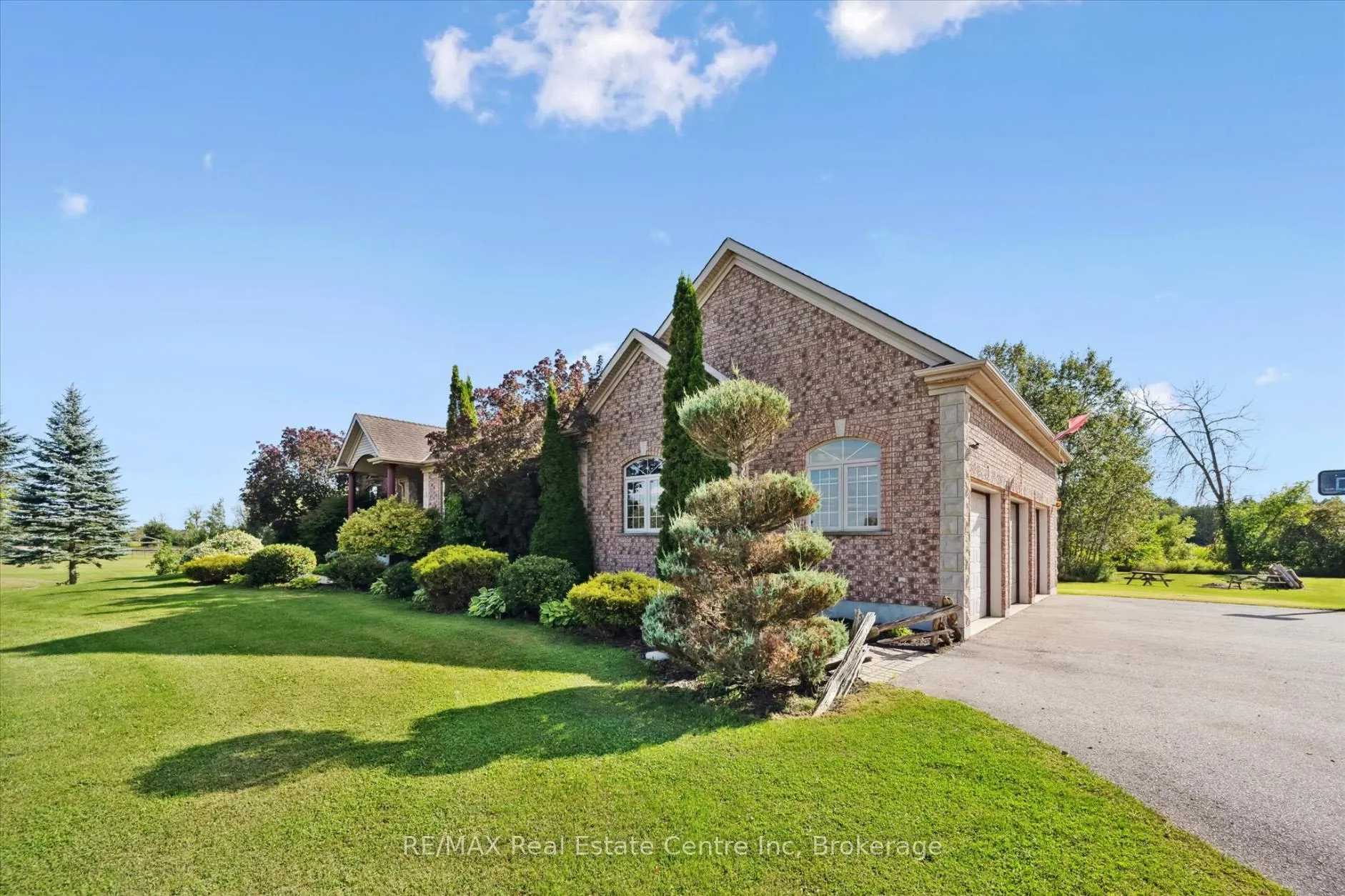 Photo 33 of 5946 Wellington Rd 86, Woolwich — HOMEH