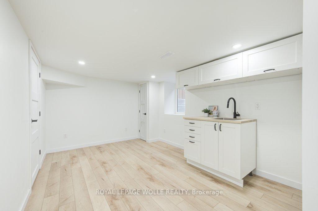 Photo 24 of 176 Esson Street, Waterloo — HOMEH