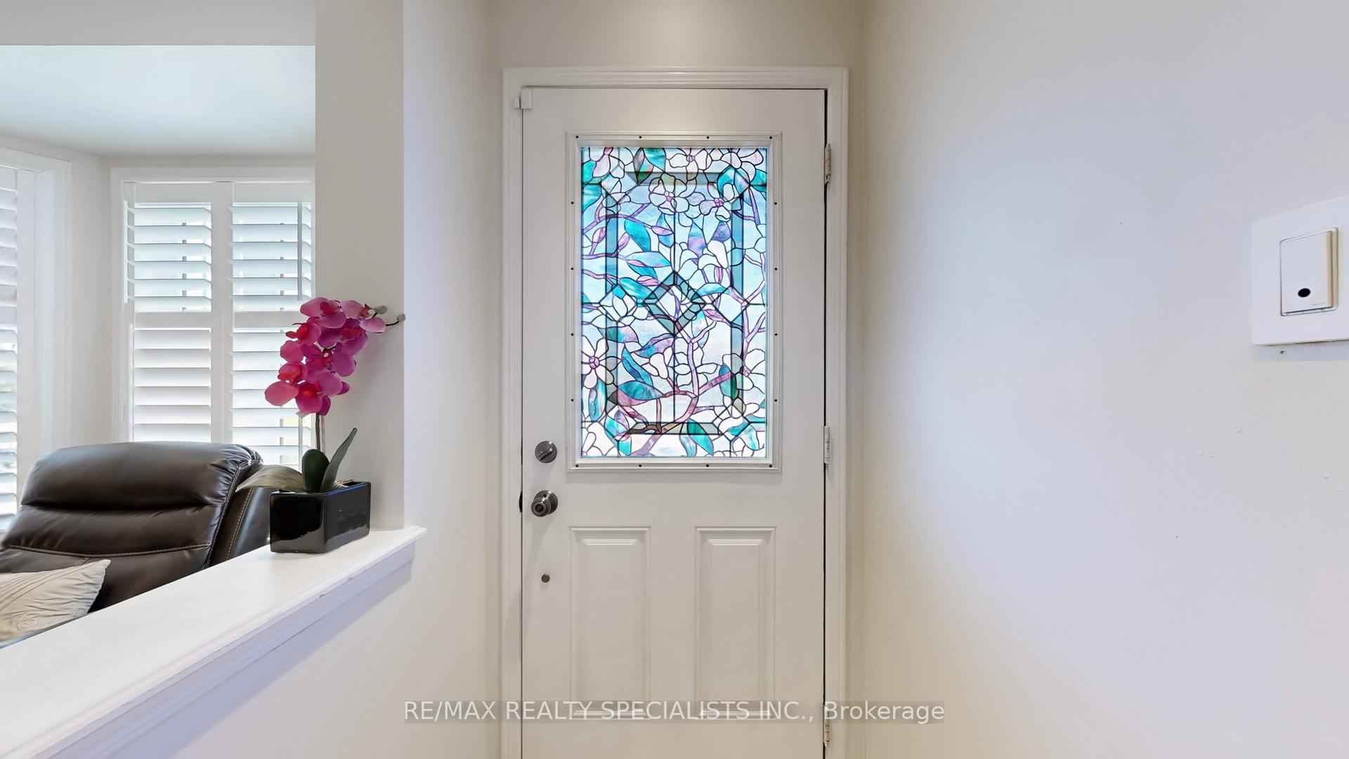 Photo 17 of 33 Donlevy Crescent, Whitby, Taunton North — HOMEH