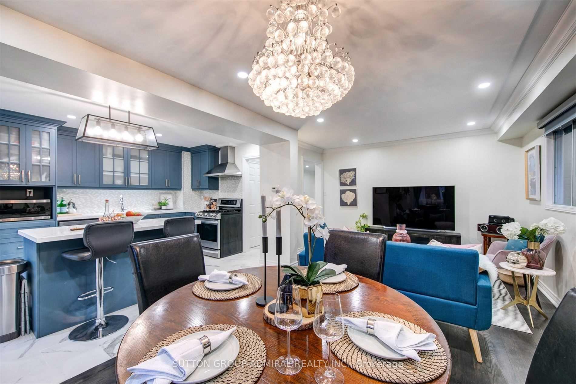Photo 11 of Unit Upper Level, 113 Jaimie Road, Vaughan, Brownridge — HOMEH