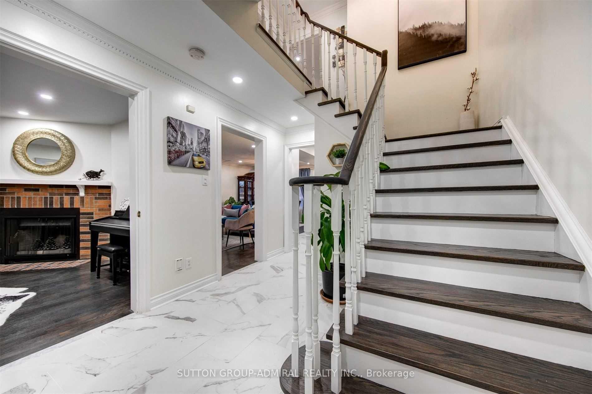Photo 18 of Unit Upper Level, 113 Jaimie Road, Vaughan, Brownridge — HOMEH