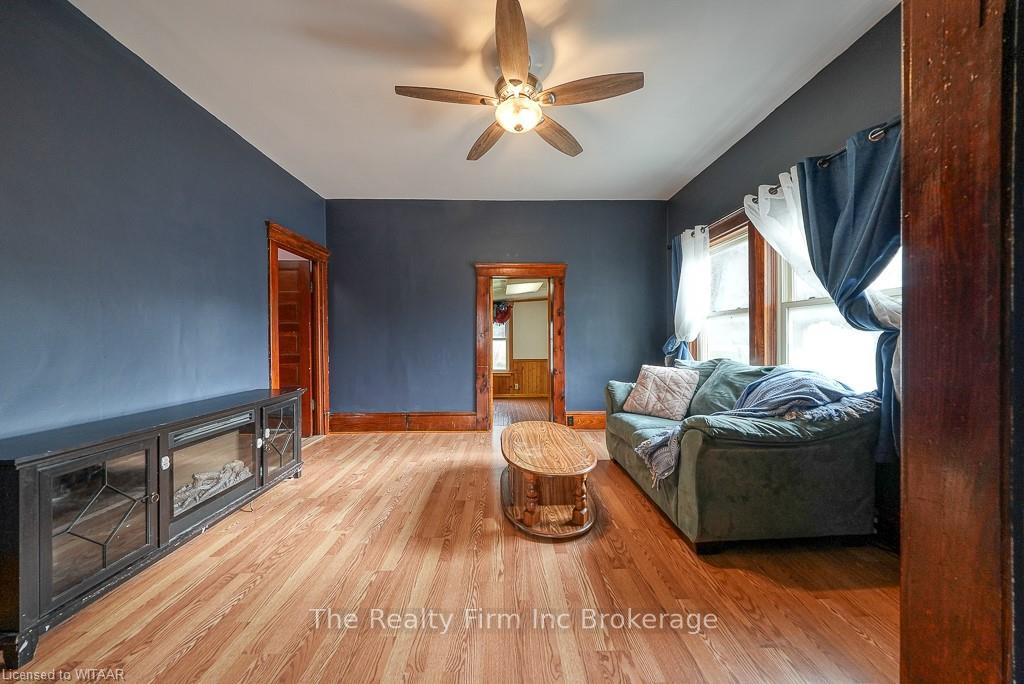 Photo 8 of 376548 37TH Line, Zorra, Brooksdale — HOMEH