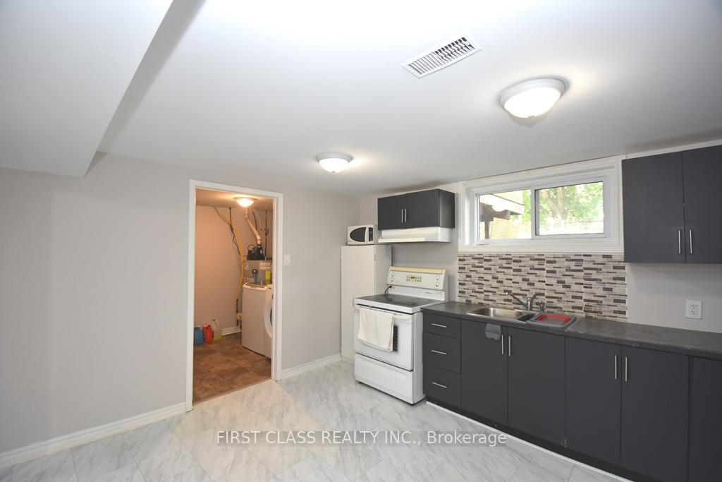 Photo 13 of Unit Bsmt, 108 Bowman Avenue, Whitby, Blue Grass Meadows — HOMEH