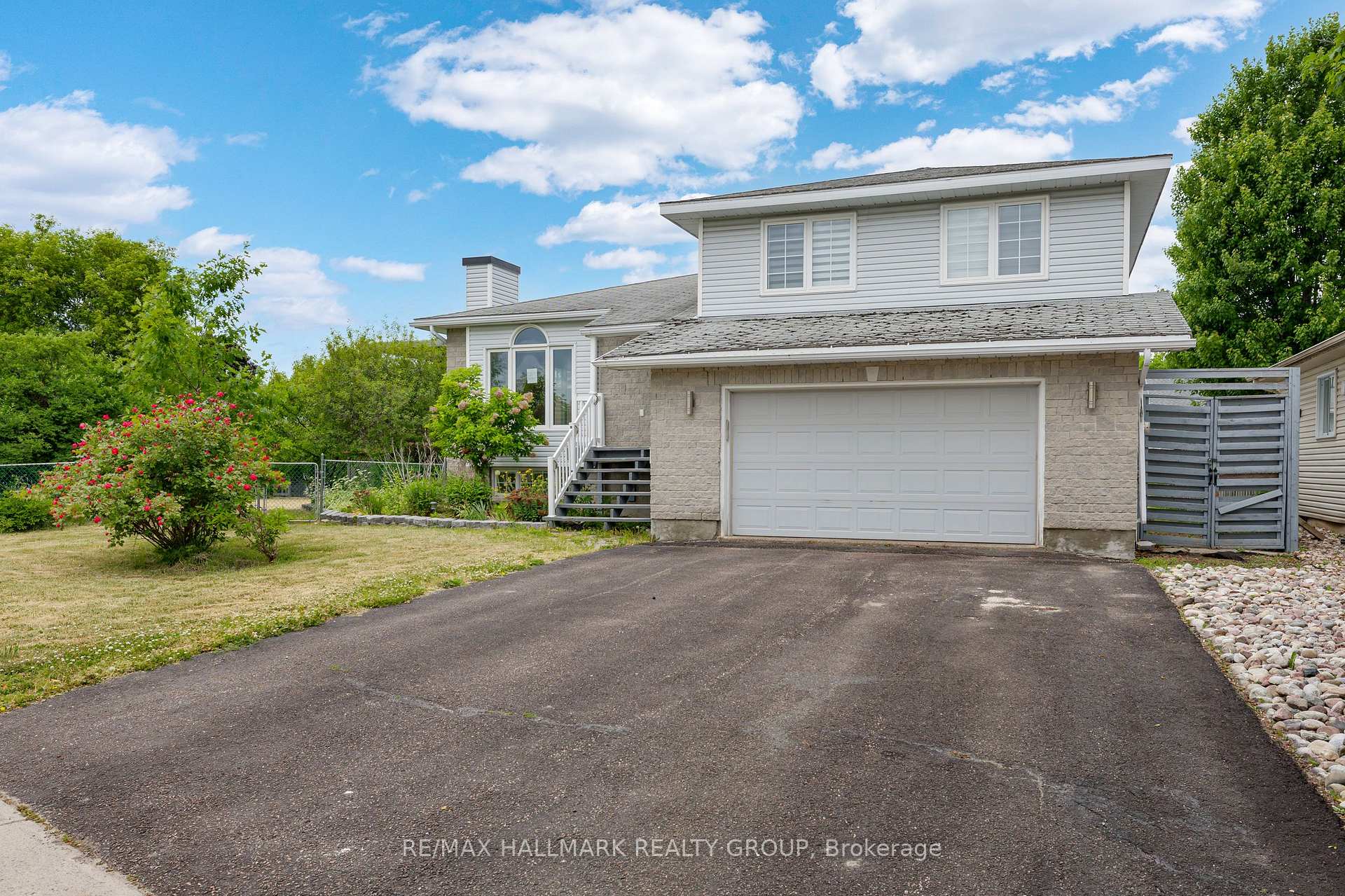 Photo 5 of 148 Charles Street, Arnprior — HOMEH