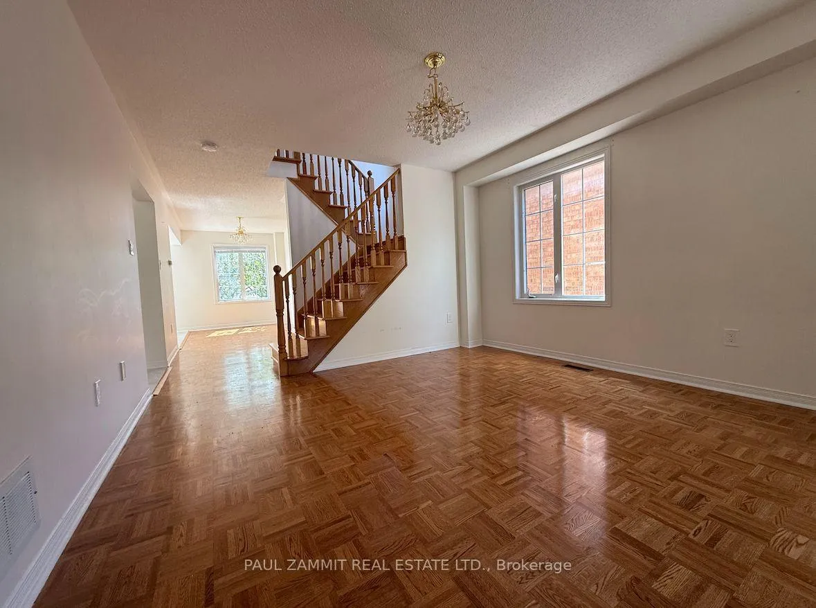Photo 2 of 83 Novella Road, Vaughan, Patterson — HOMEH